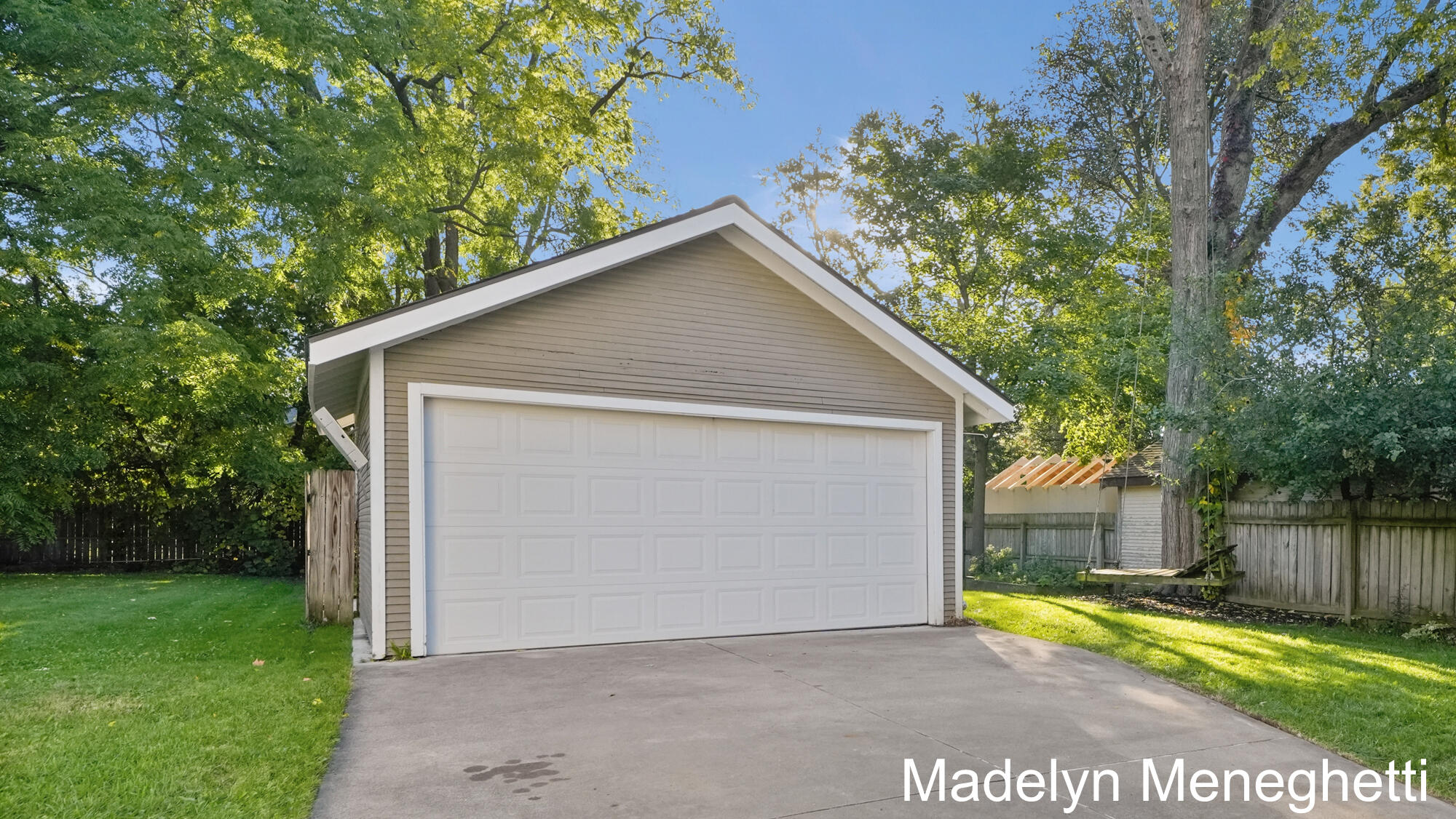 104 Mayfield Avenue NE Grand Rapids MI 49503