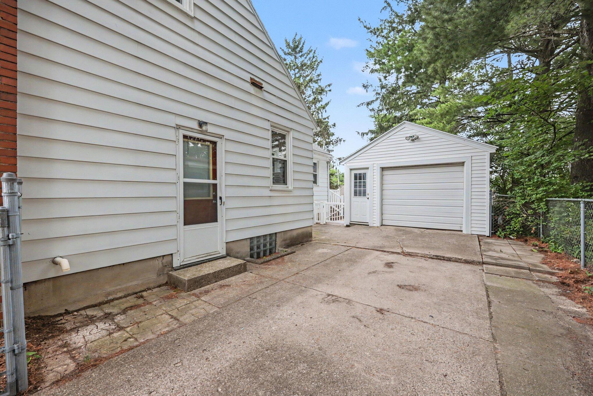 1155 Northwood Street NE Grand Rapids MI 49505