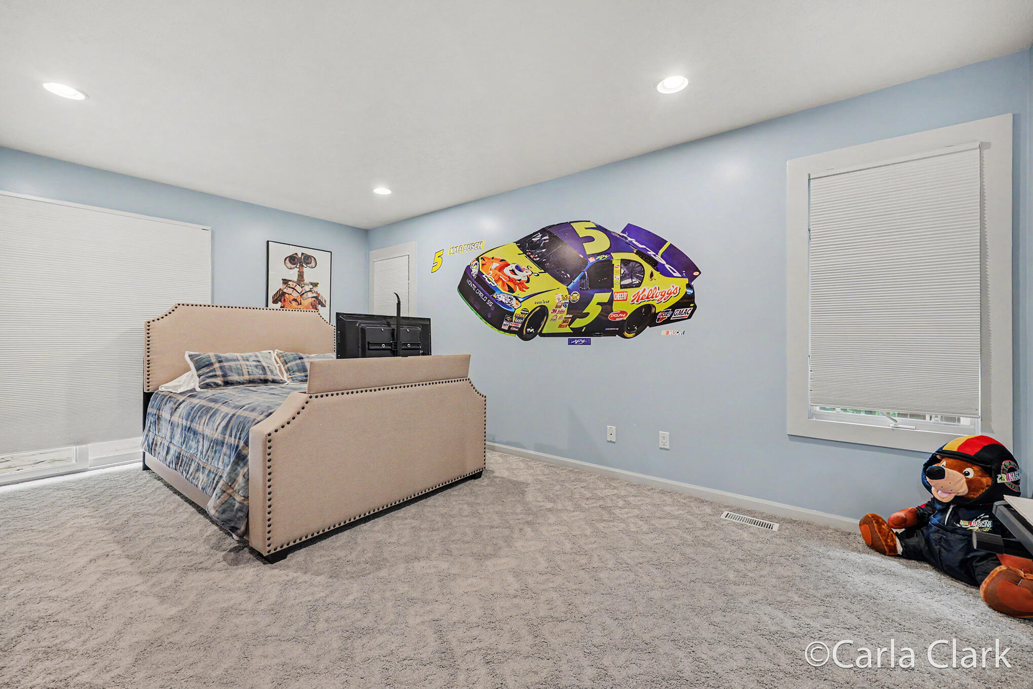 9899 Twelve Point Drive NE Rockford MI 49341
