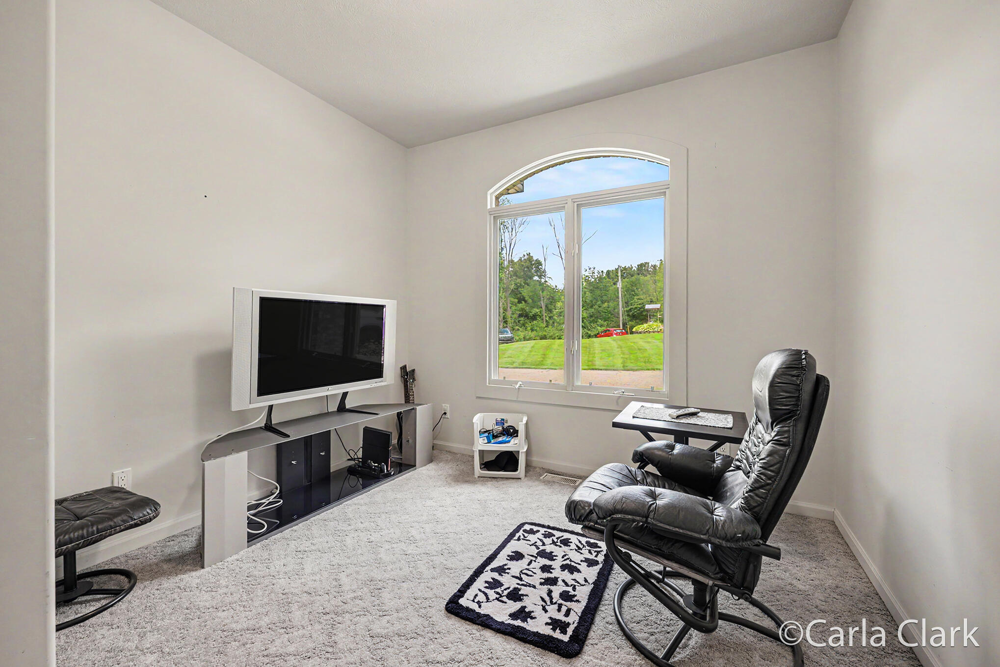 9899 Twelve Point Drive NE Rockford MI 49341