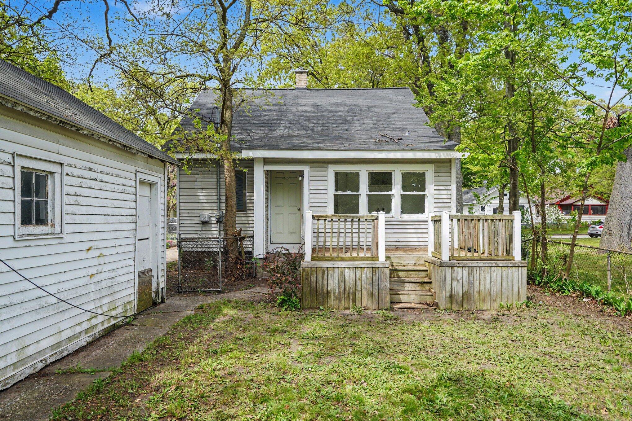 1774 Dyson Street Muskegon MI 49442