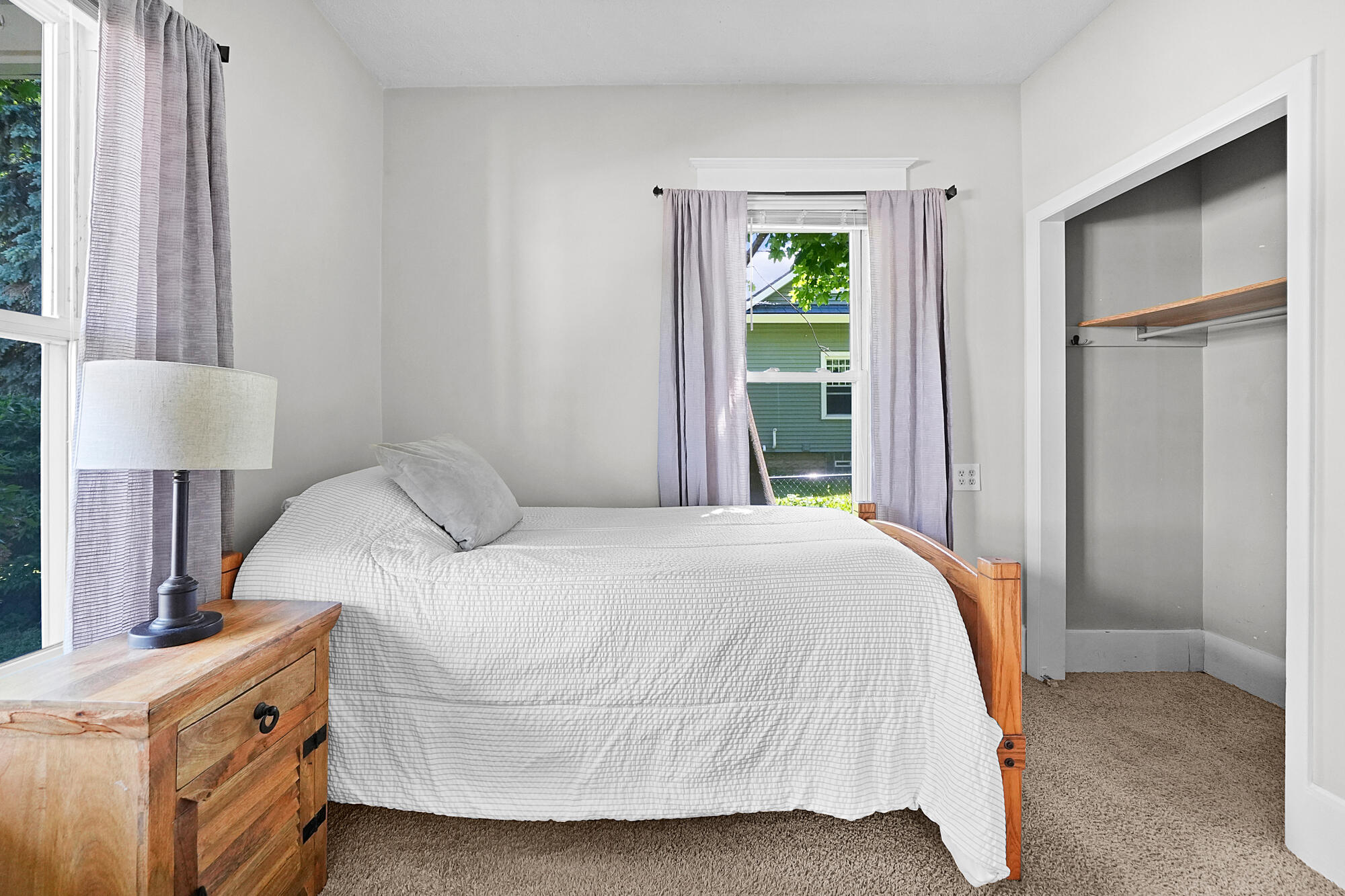 604 Hubbard Street NE Grand Rapids MI 49525