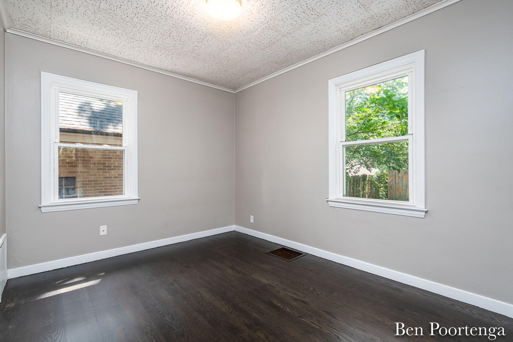 1435 Philadelphia Avenue SE Grand Rapids MI 49507