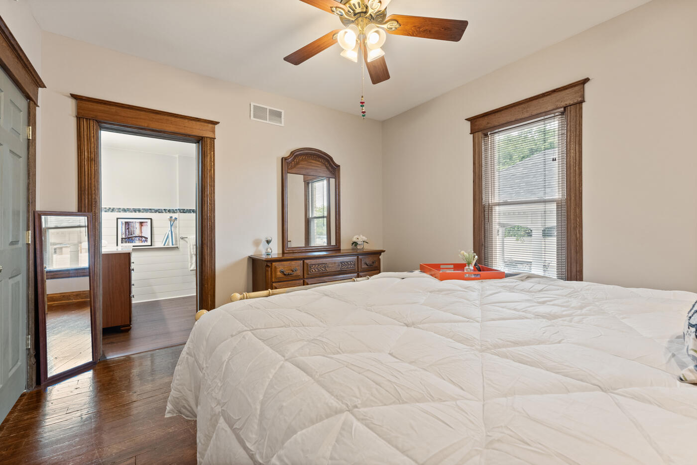 424 Huron Street South Haven MI 49090