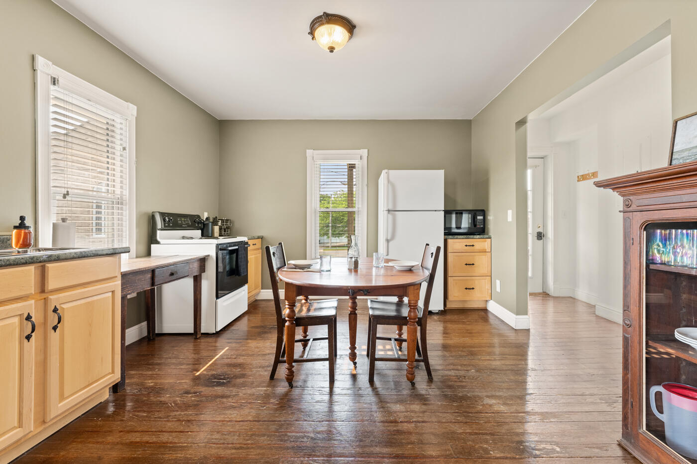 424 Huron Street South Haven MI 49090