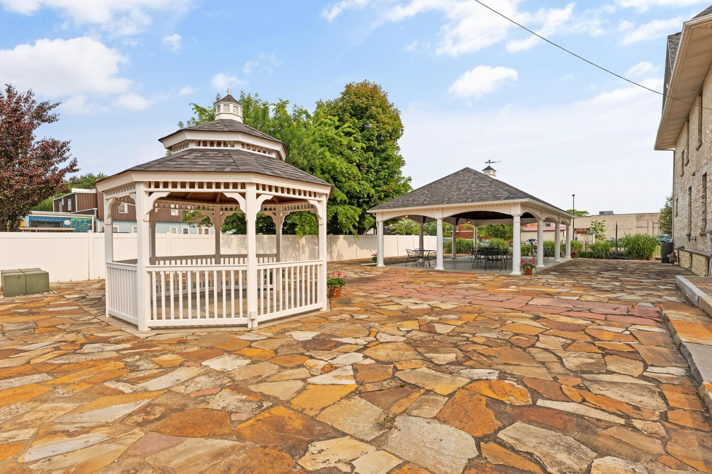 424 Huron Street South Haven MI 49090