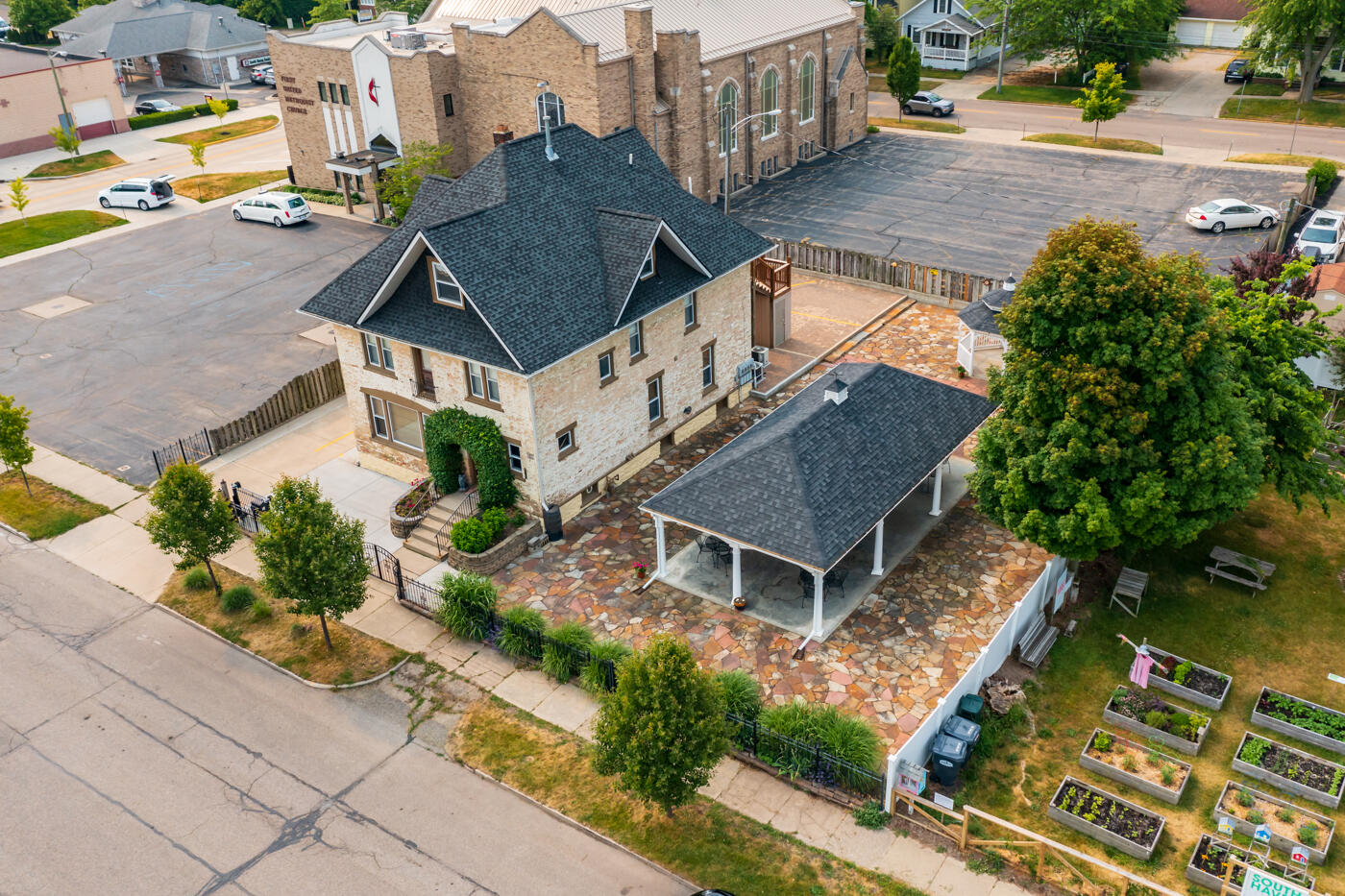424 Huron Street South Haven MI 49090
