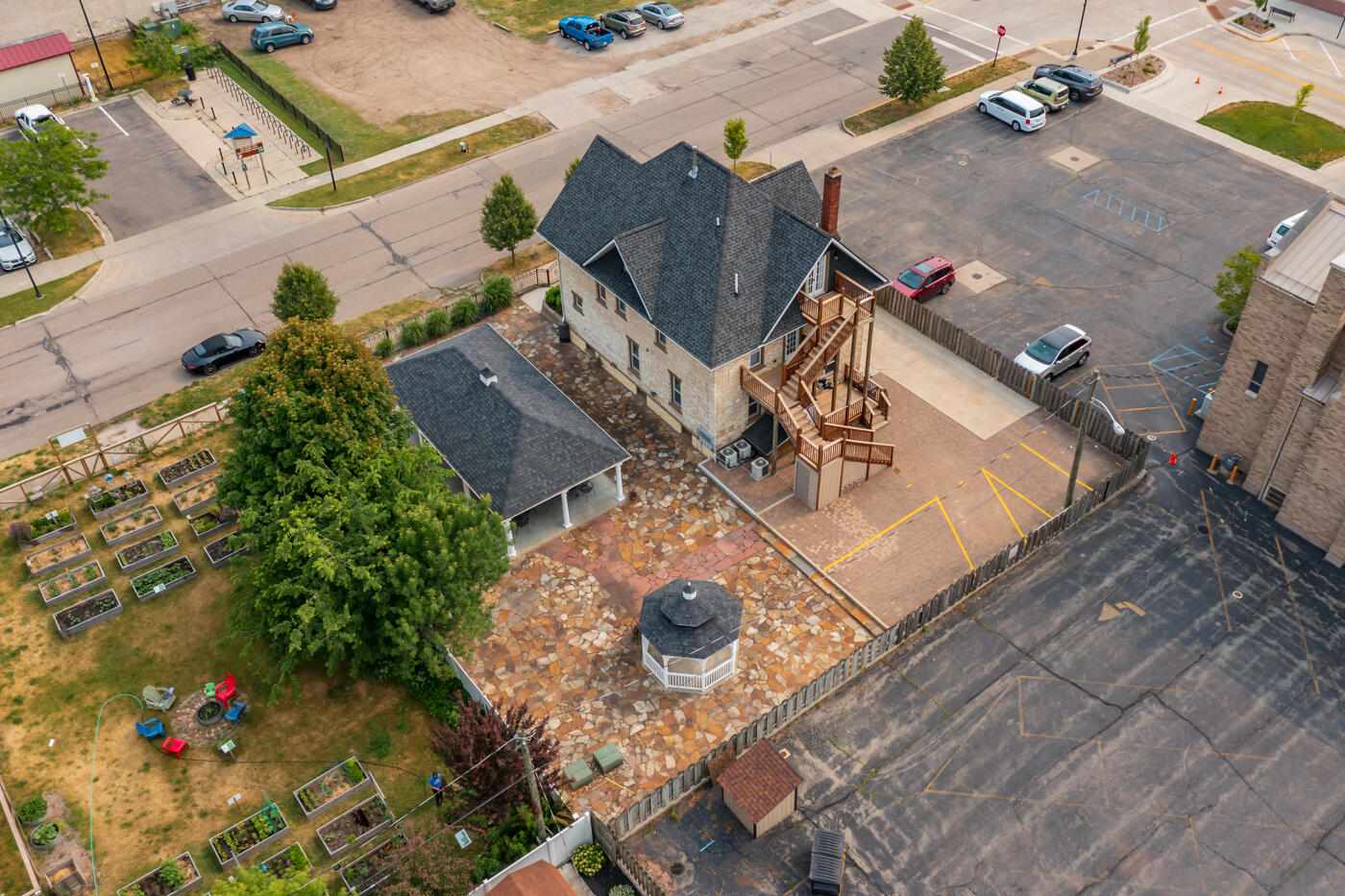 424 Huron Street South Haven MI 49090
