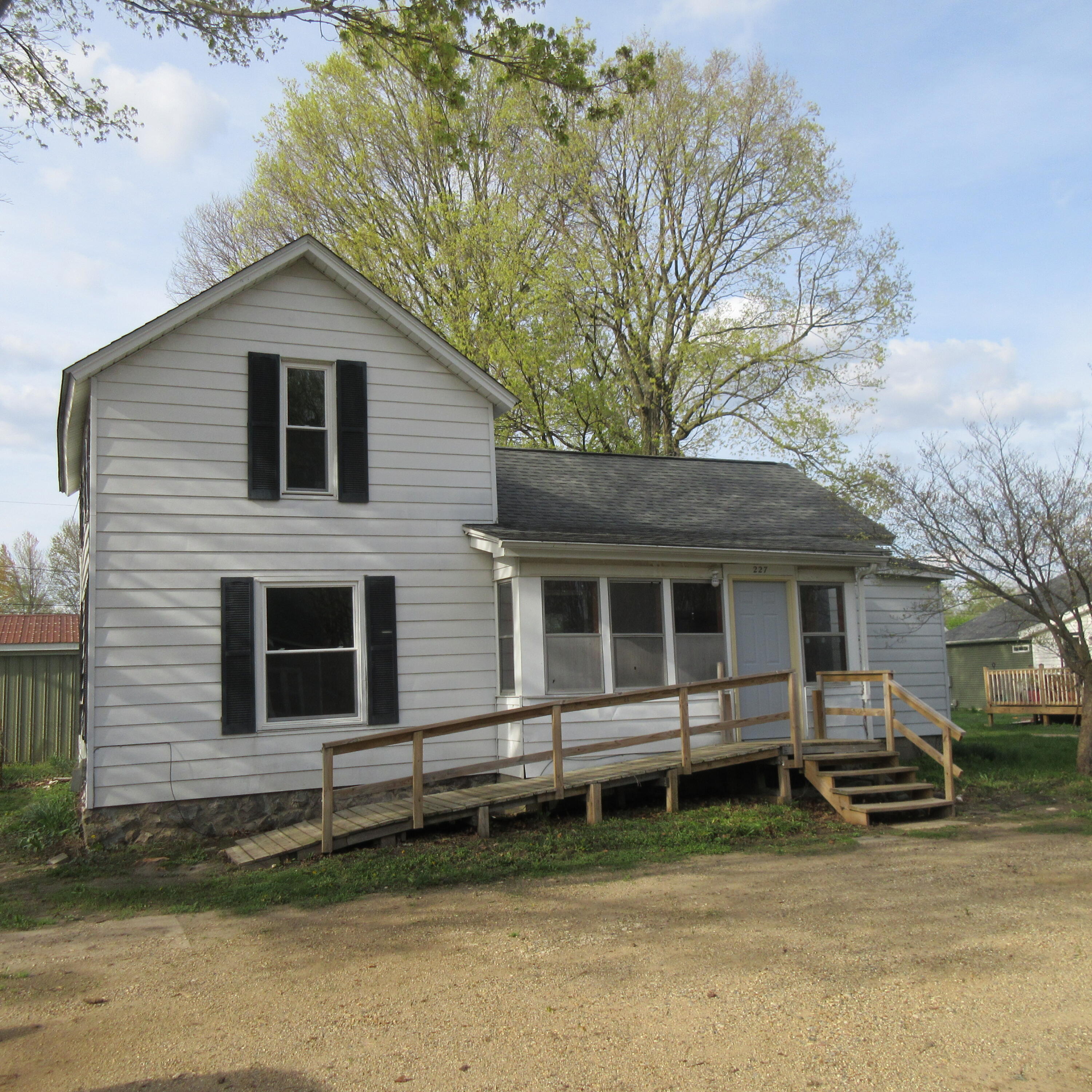 227 E Arbor Street E Marcellus MI 49067