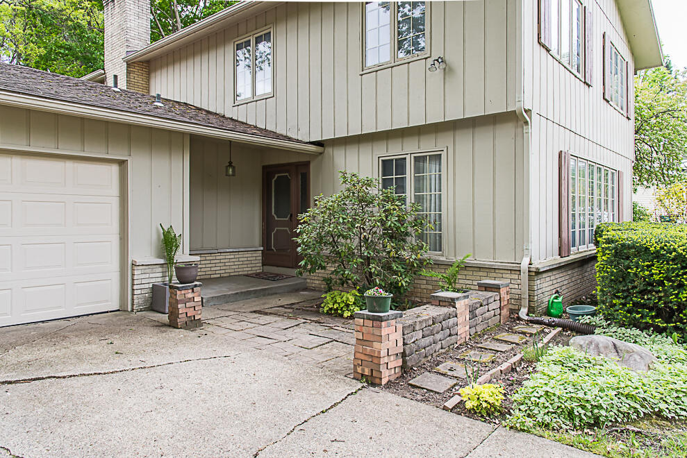 2707 Tattersall Road Portage MI 49024