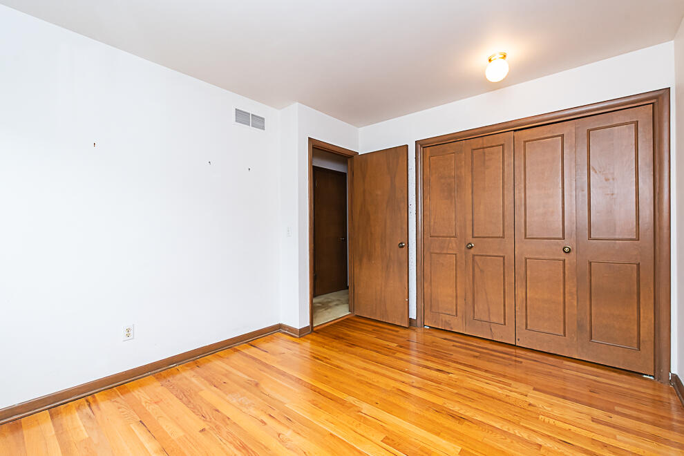 2707 Tattersall Road Portage MI 49024