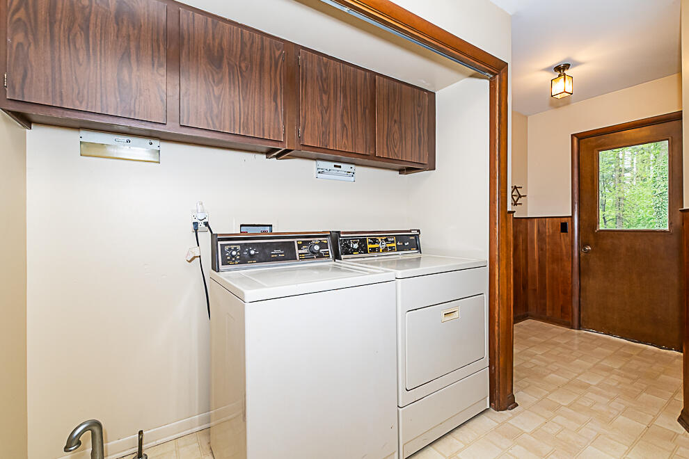 2707 Tattersall Road Portage MI 49024