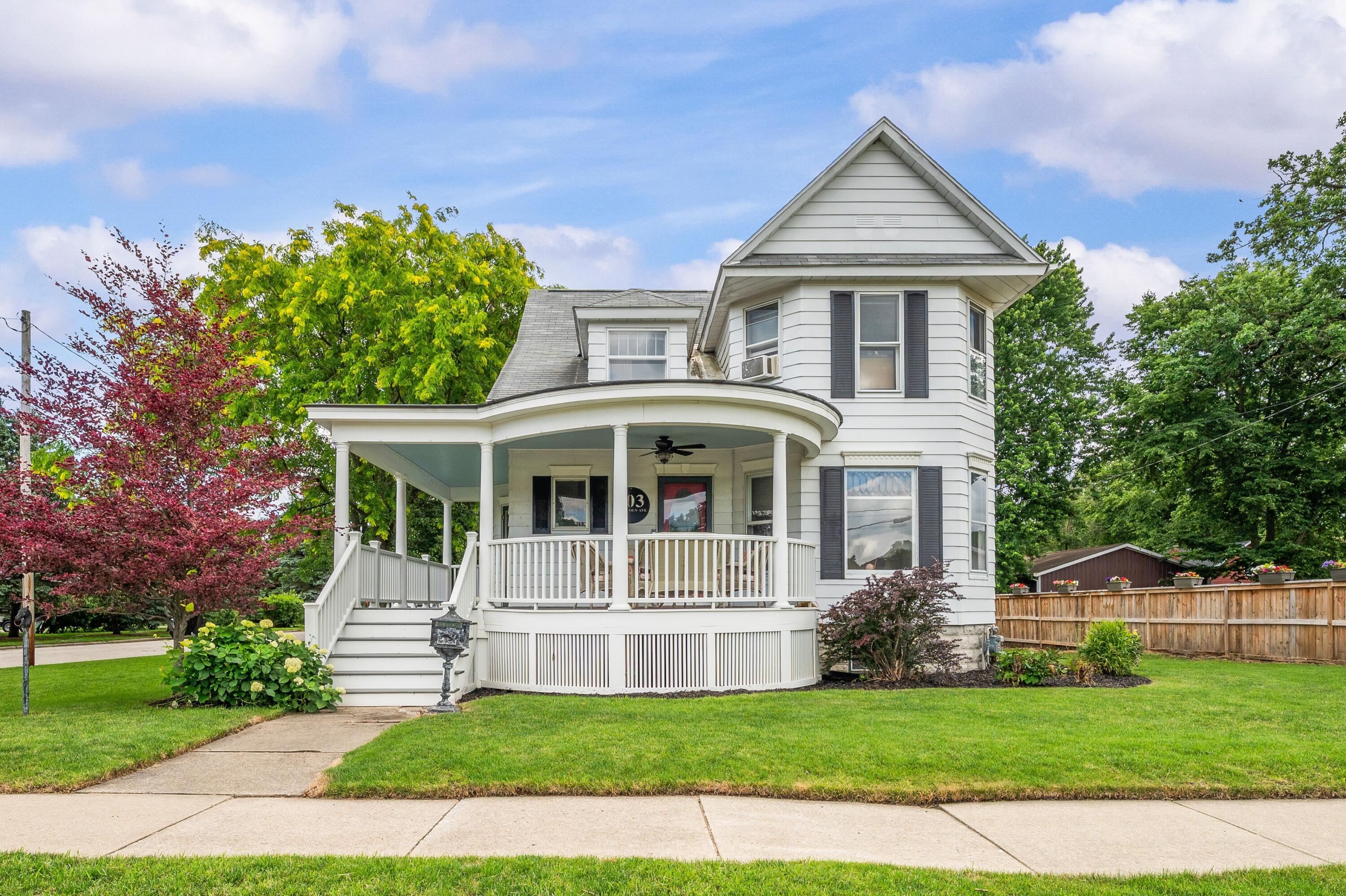 103 S Lincoln Avenue Niles MI 49120