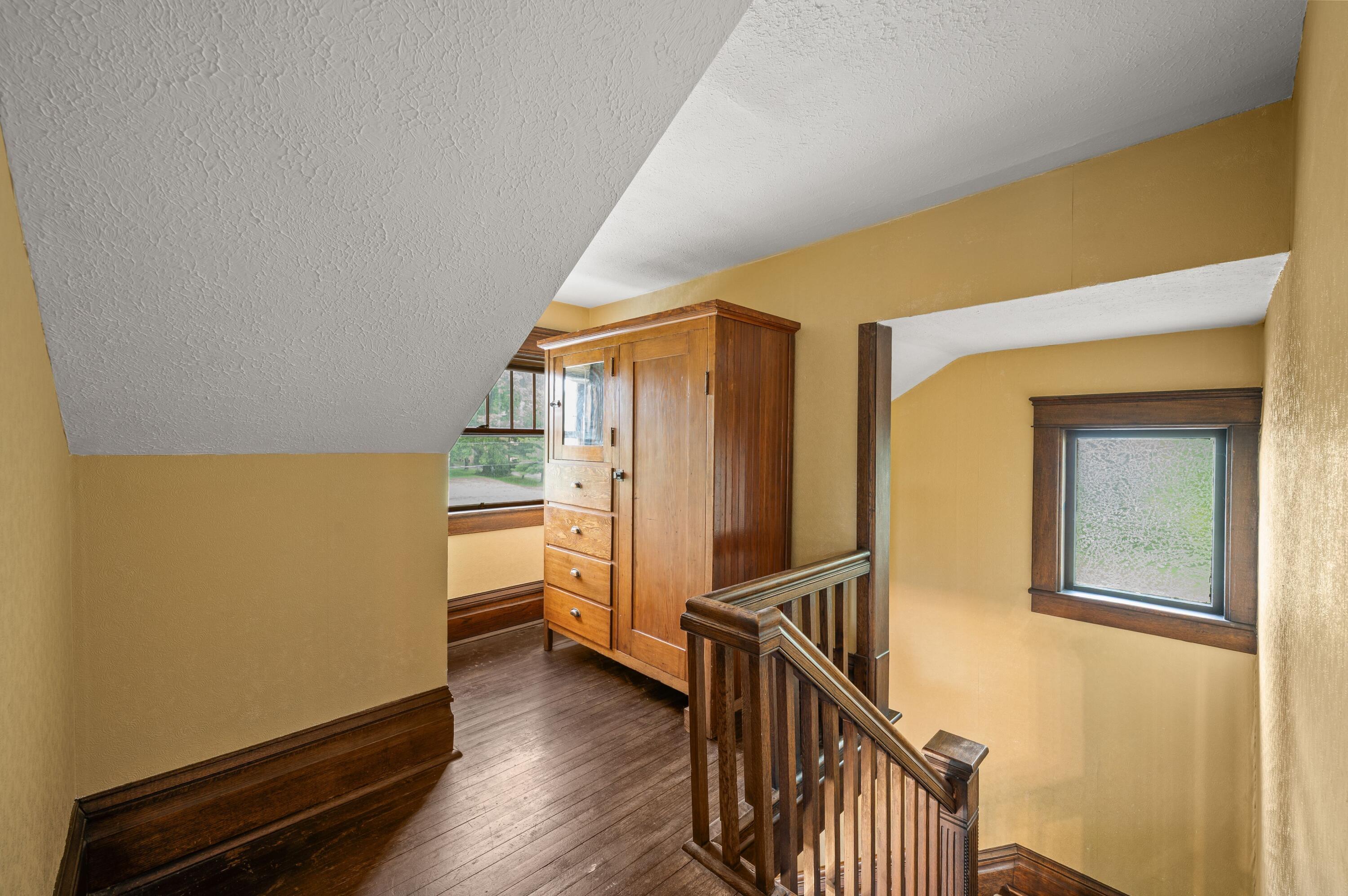 103 S Lincoln Avenue Niles MI 49120