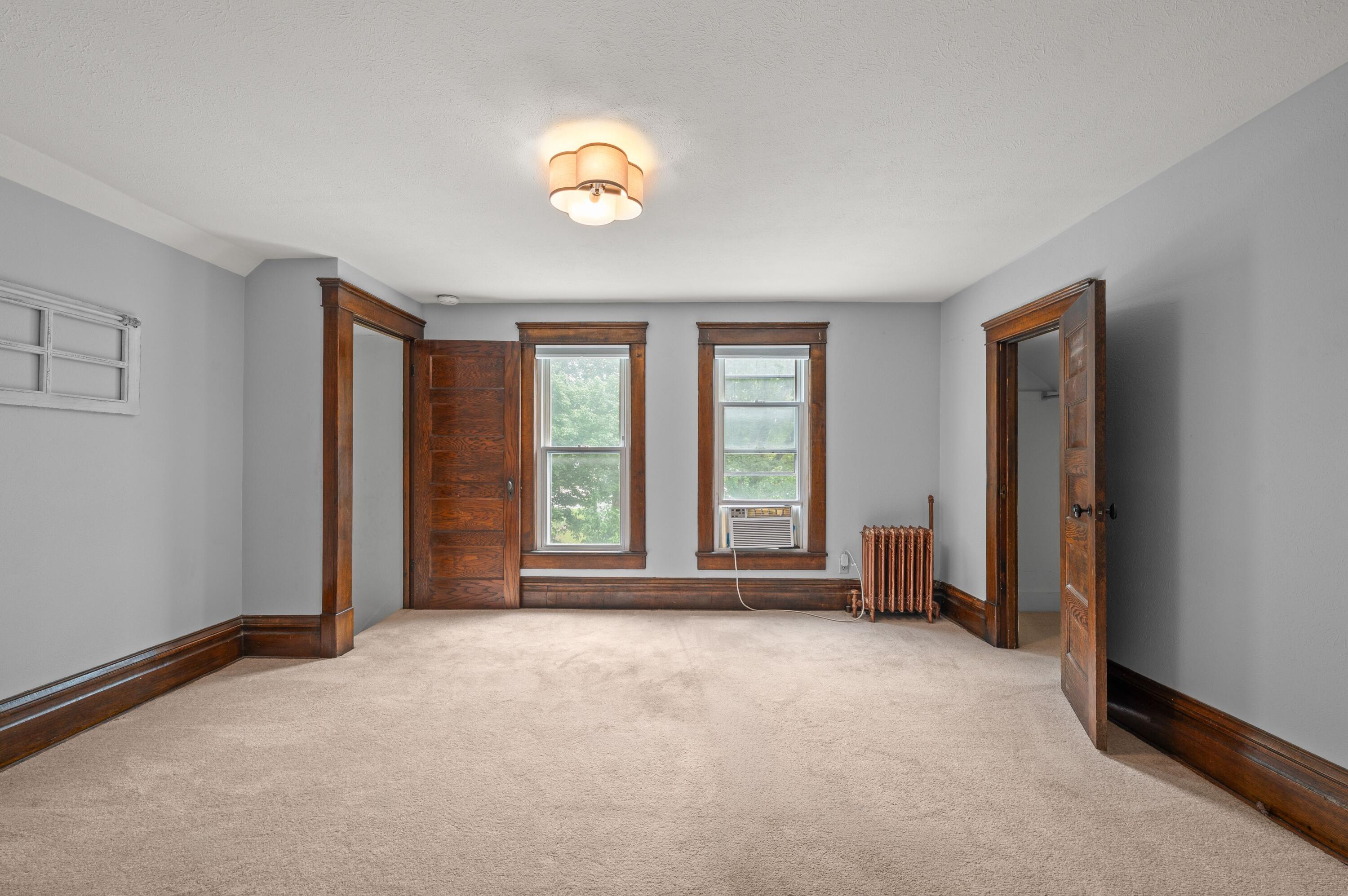 103 S Lincoln Avenue Niles MI 49120