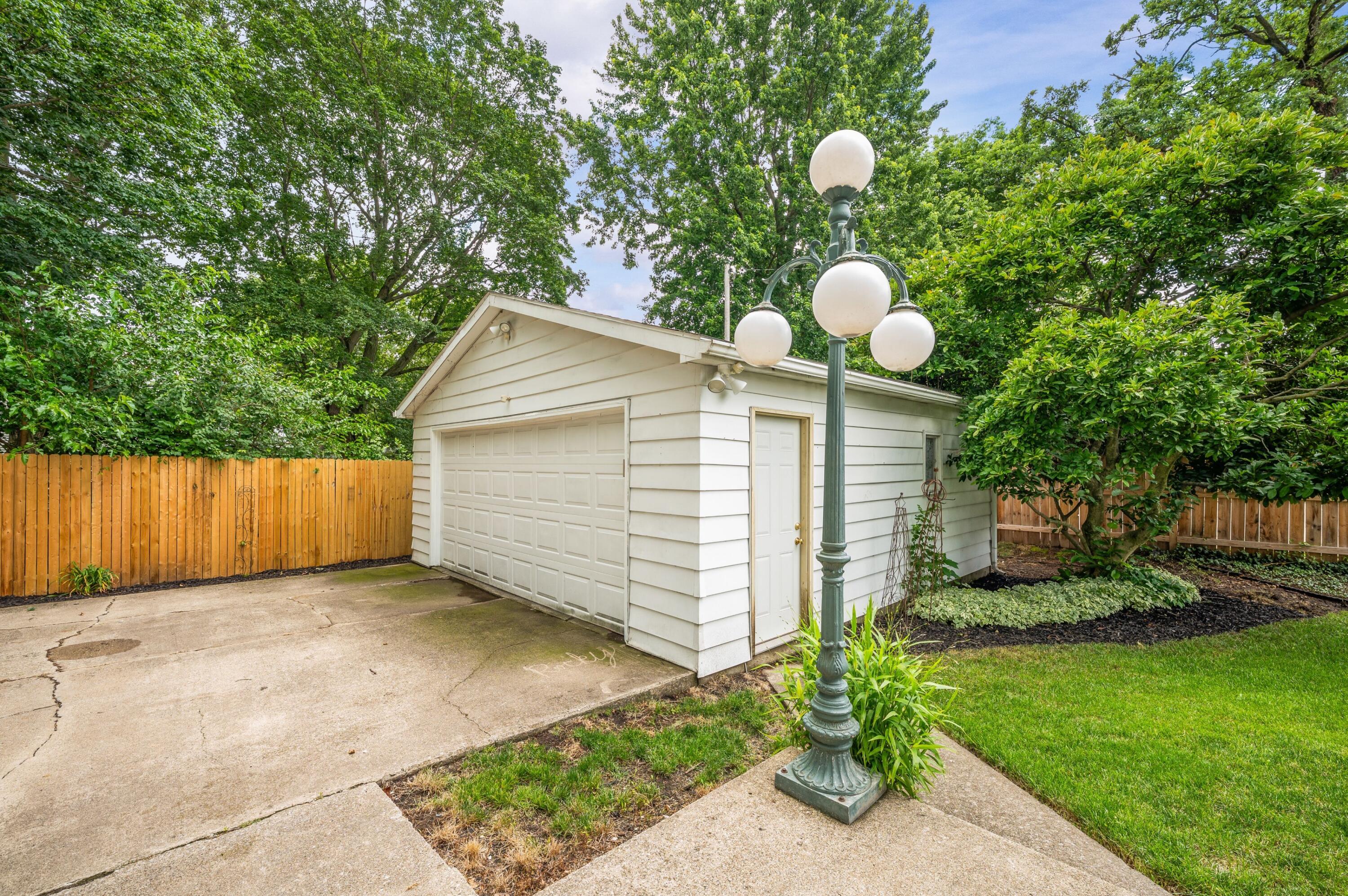 103 S Lincoln Avenue Niles MI 49120