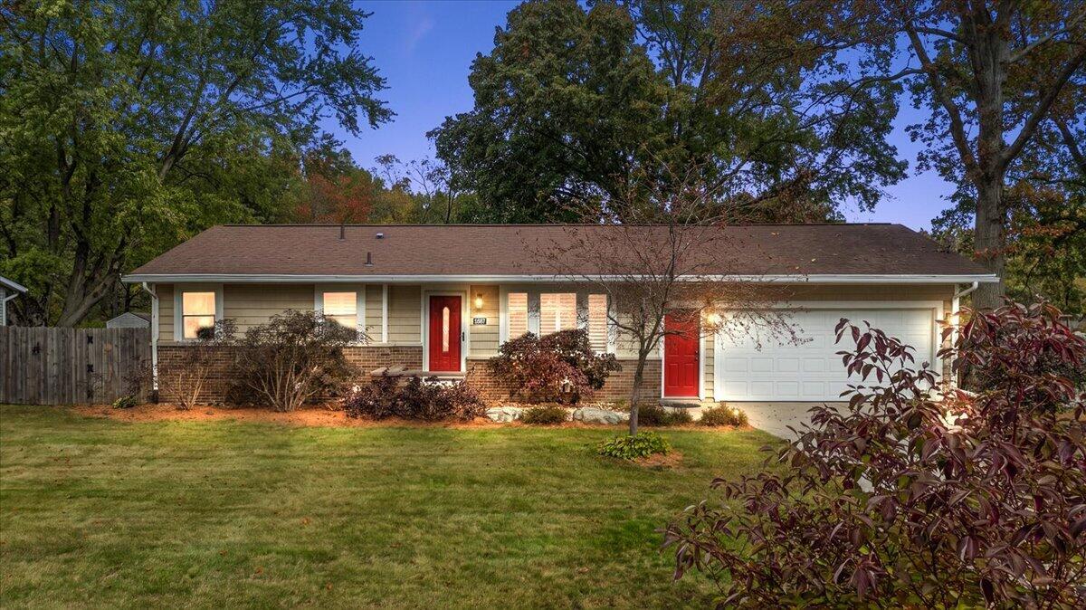 1687 Pinta Drive Holland MI 49424