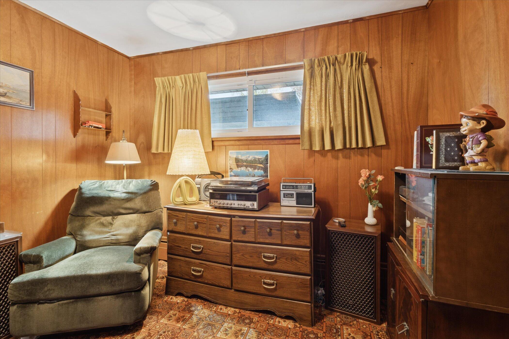 2016 Lake Street Holland MI 49424