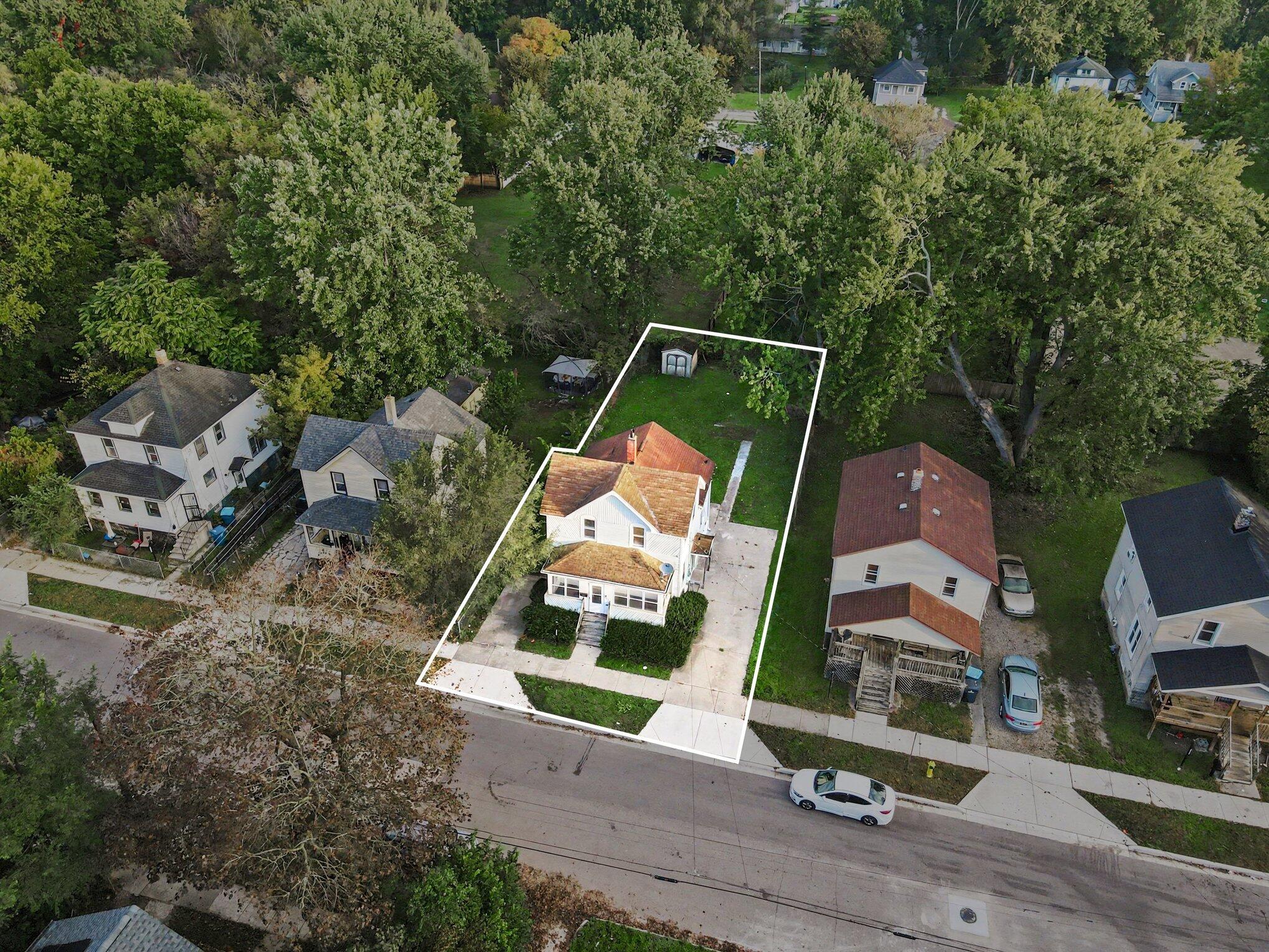 534 Lulu Street Kalamazoo MI 49007