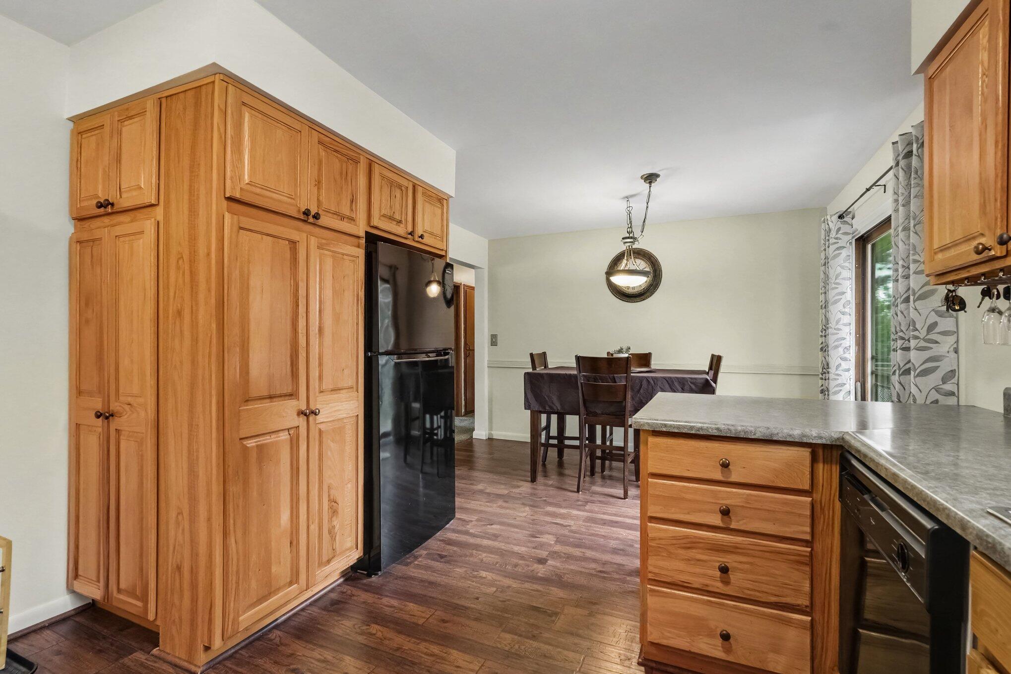 927 Lincoln Street Grand Rapids MI 49534