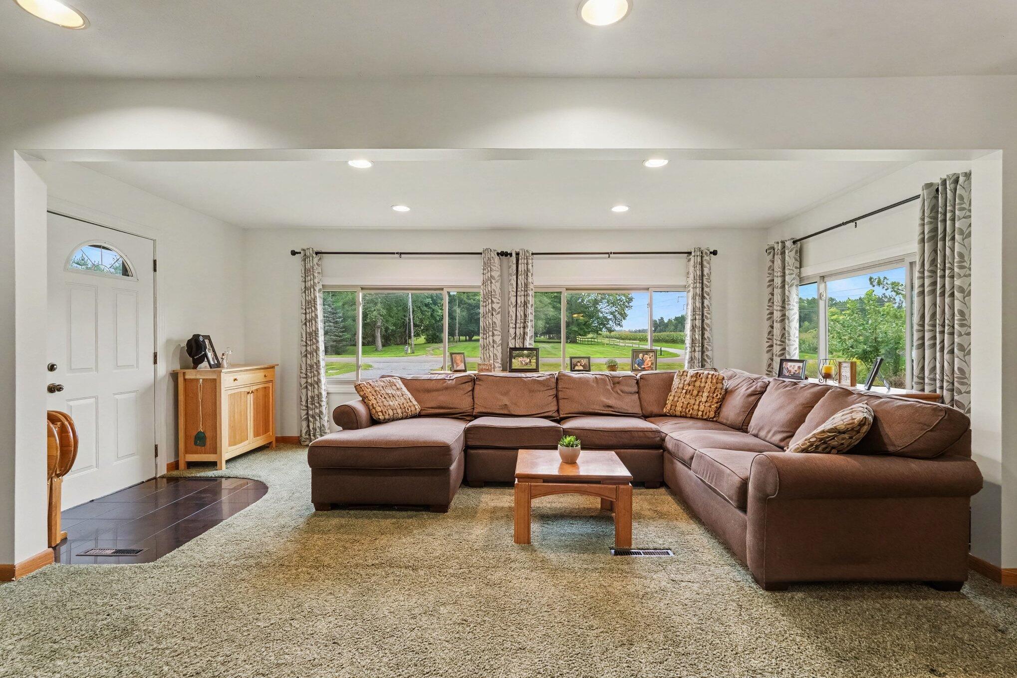 927 Lincoln Street Grand Rapids MI 49534