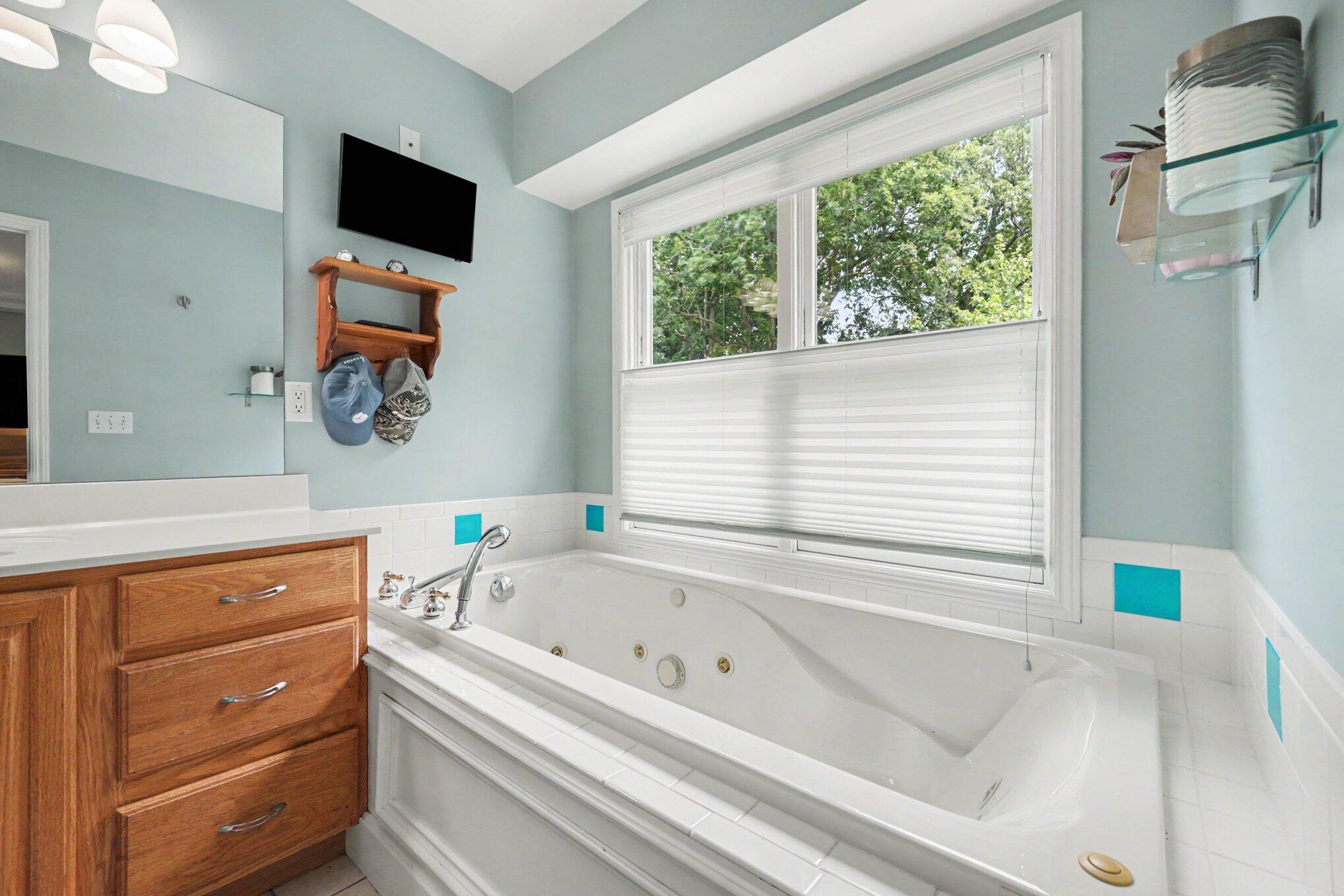 330 Glenwoods Court NE Rockford MI 49341
