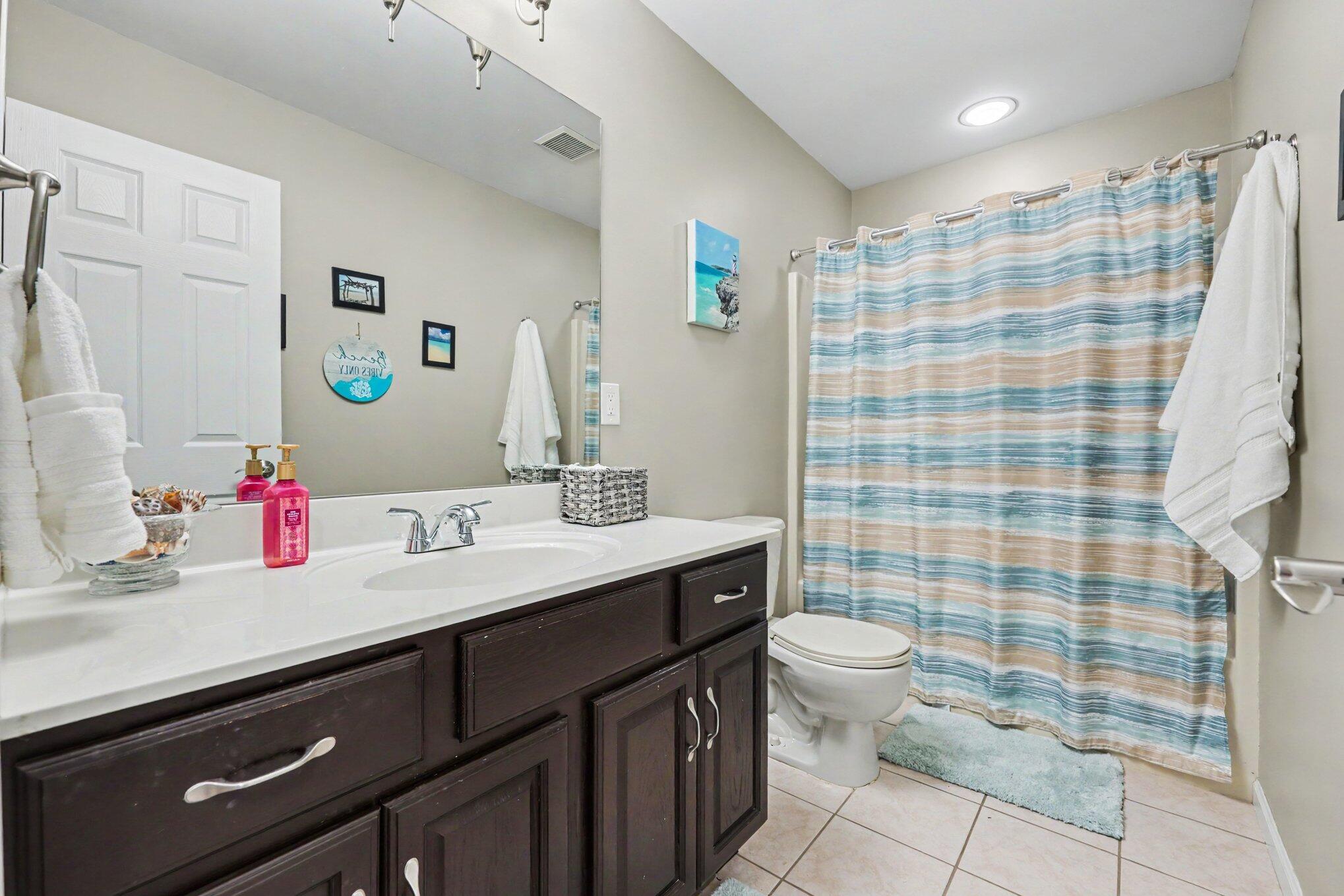 330 Glenwoods Court NE Rockford MI 49341