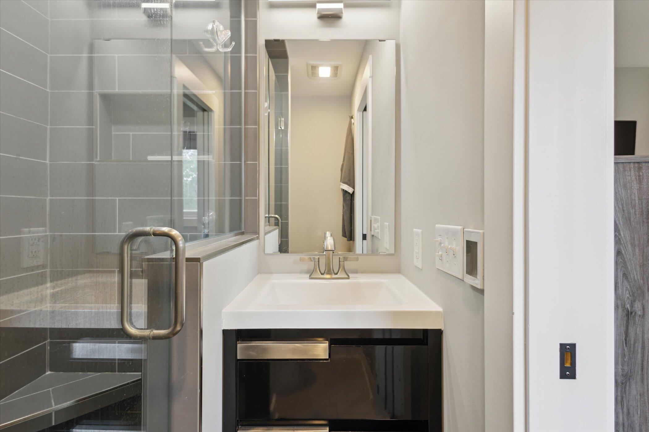 3801 Keeweenaw Drive NE Grand Rapids MI 49525