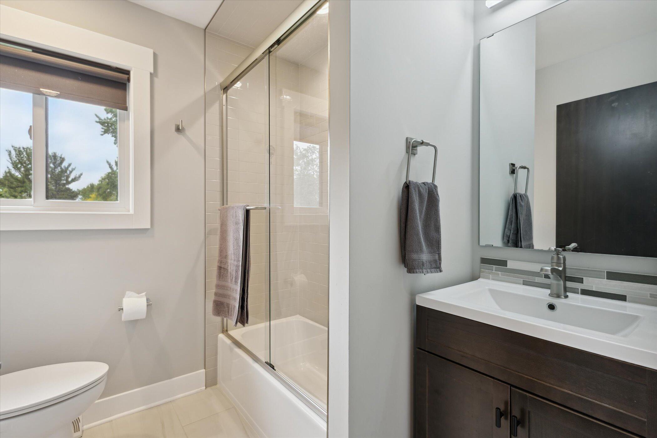 3801 Keeweenaw Drive NE Grand Rapids MI 49525