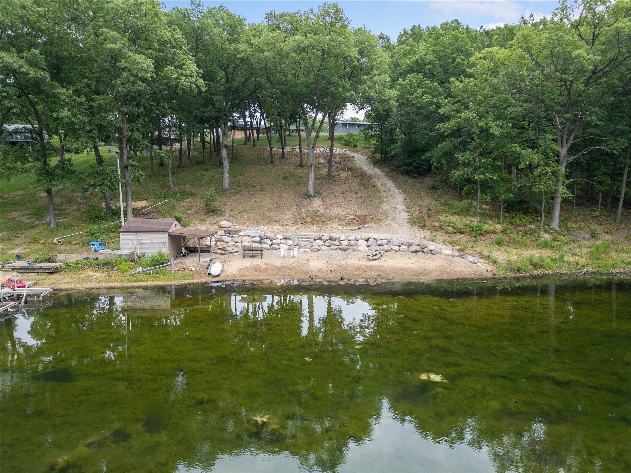 3801 Keeweenaw Drive NE Grand Rapids MI 49525