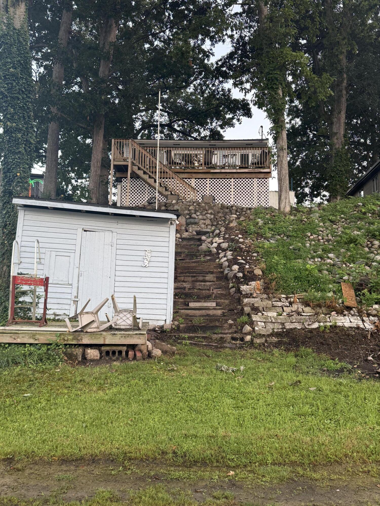 48164 70th Avenue Decatur MI 49045