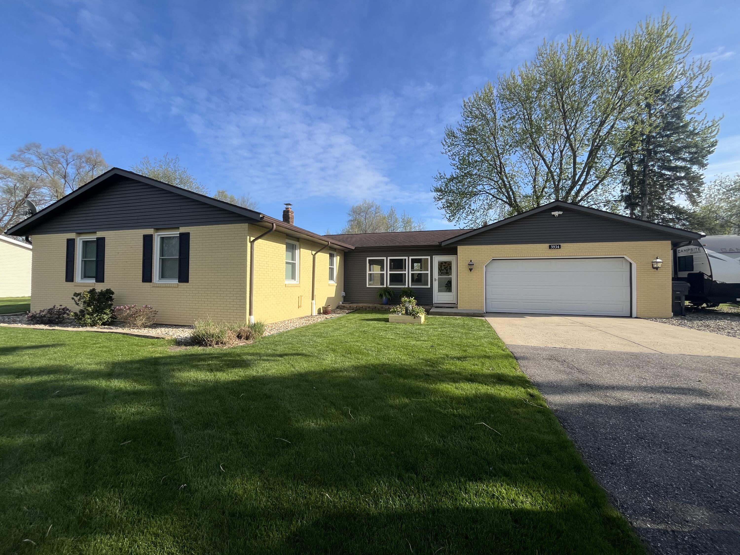 5934 Diane Drive Berrien Springs MI 49103