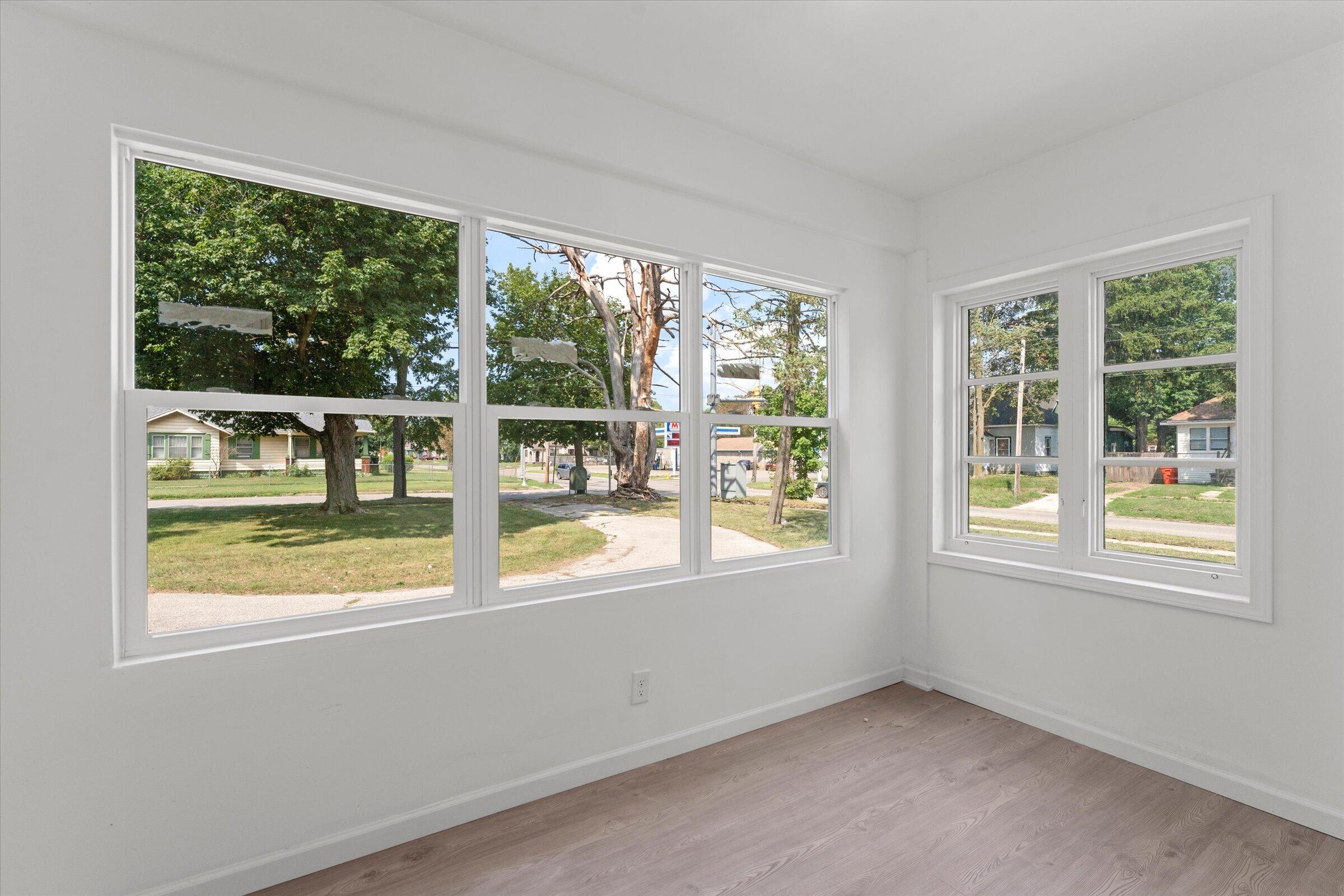 1118 Colfax Avenue Benton Harbor MI 49022