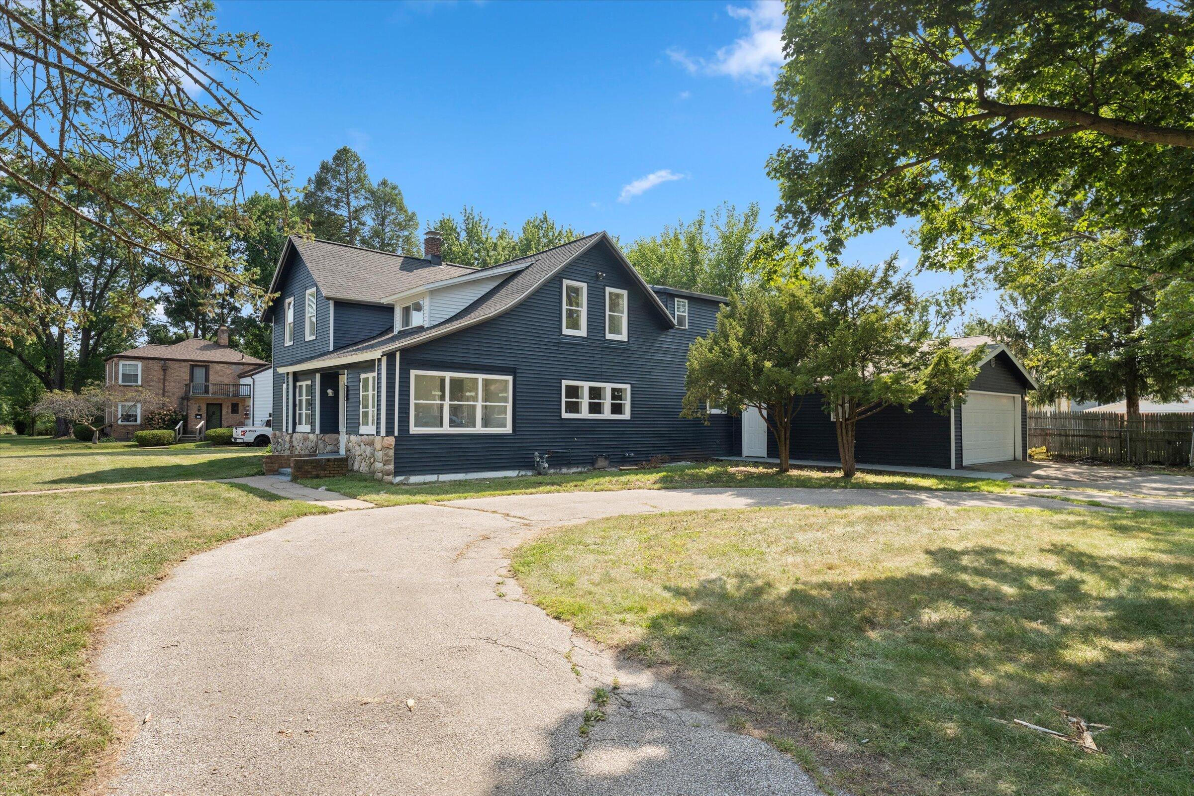 1118 Colfax Avenue Benton Harbor MI 49022