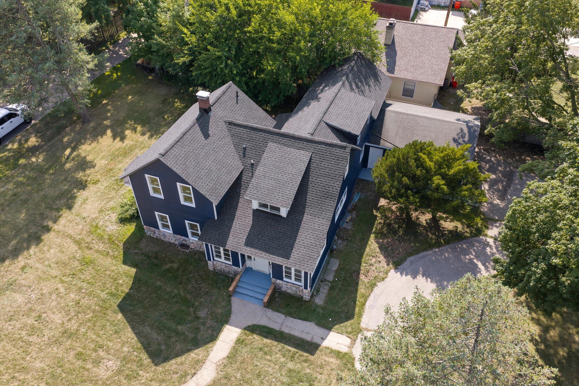 1118 Colfax Avenue Benton Harbor MI 49022