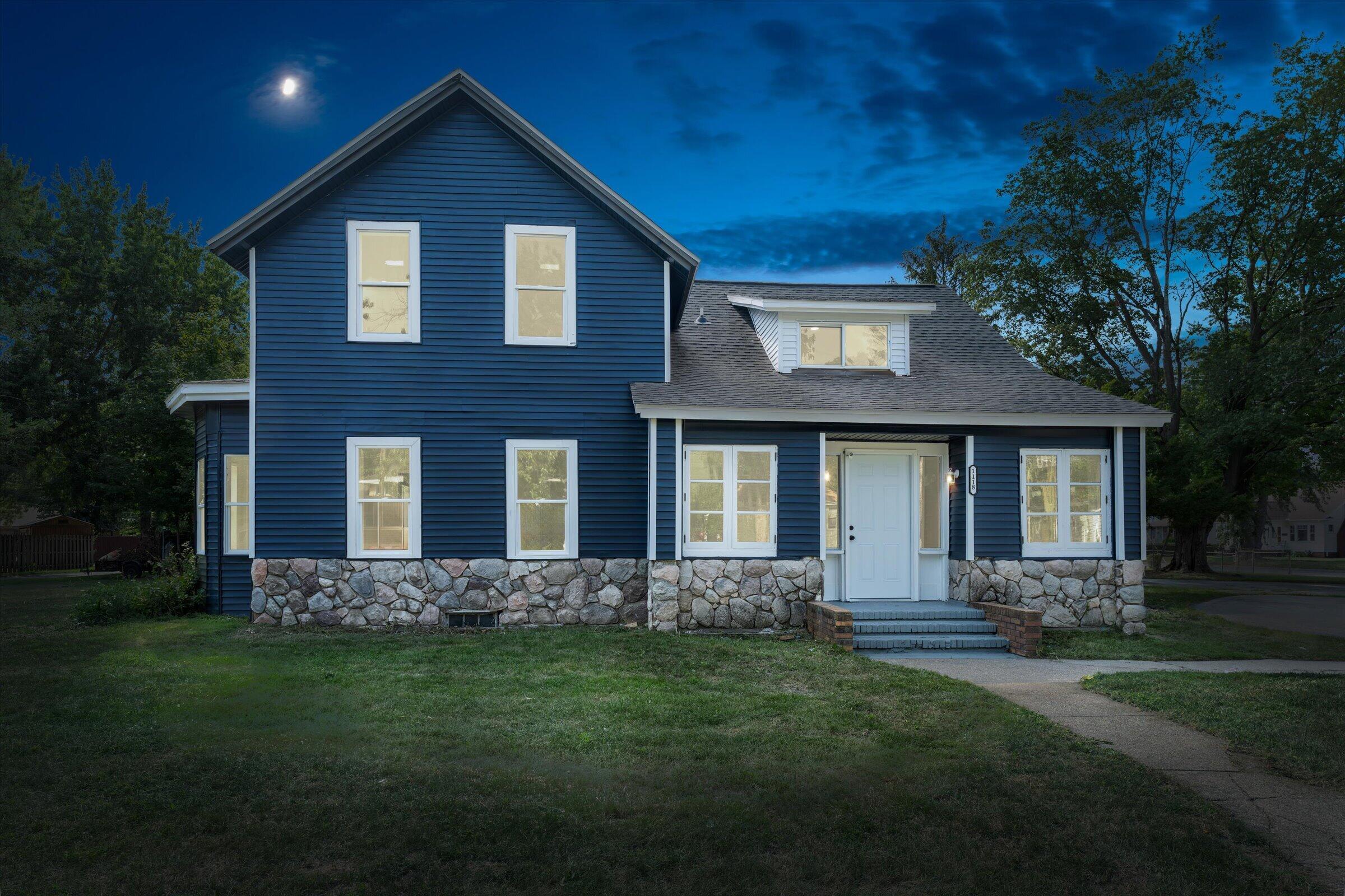 1118 Colfax Avenue Benton Harbor MI 49022