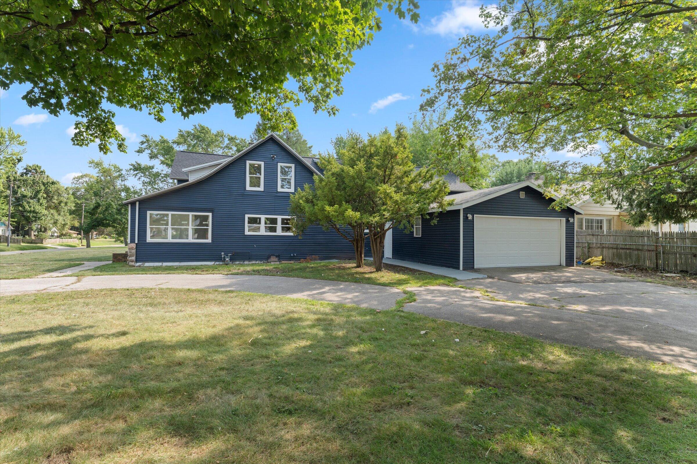 1118 Colfax Avenue Benton Harbor MI 49022