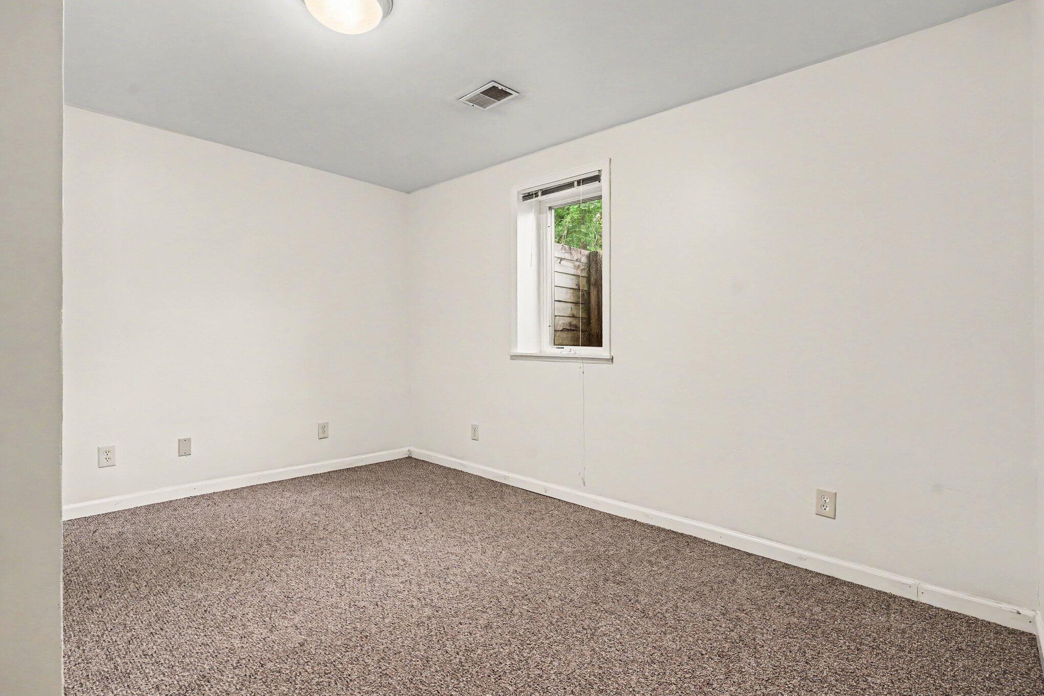 2499 Greenwood Street Muskegon MI 49441
