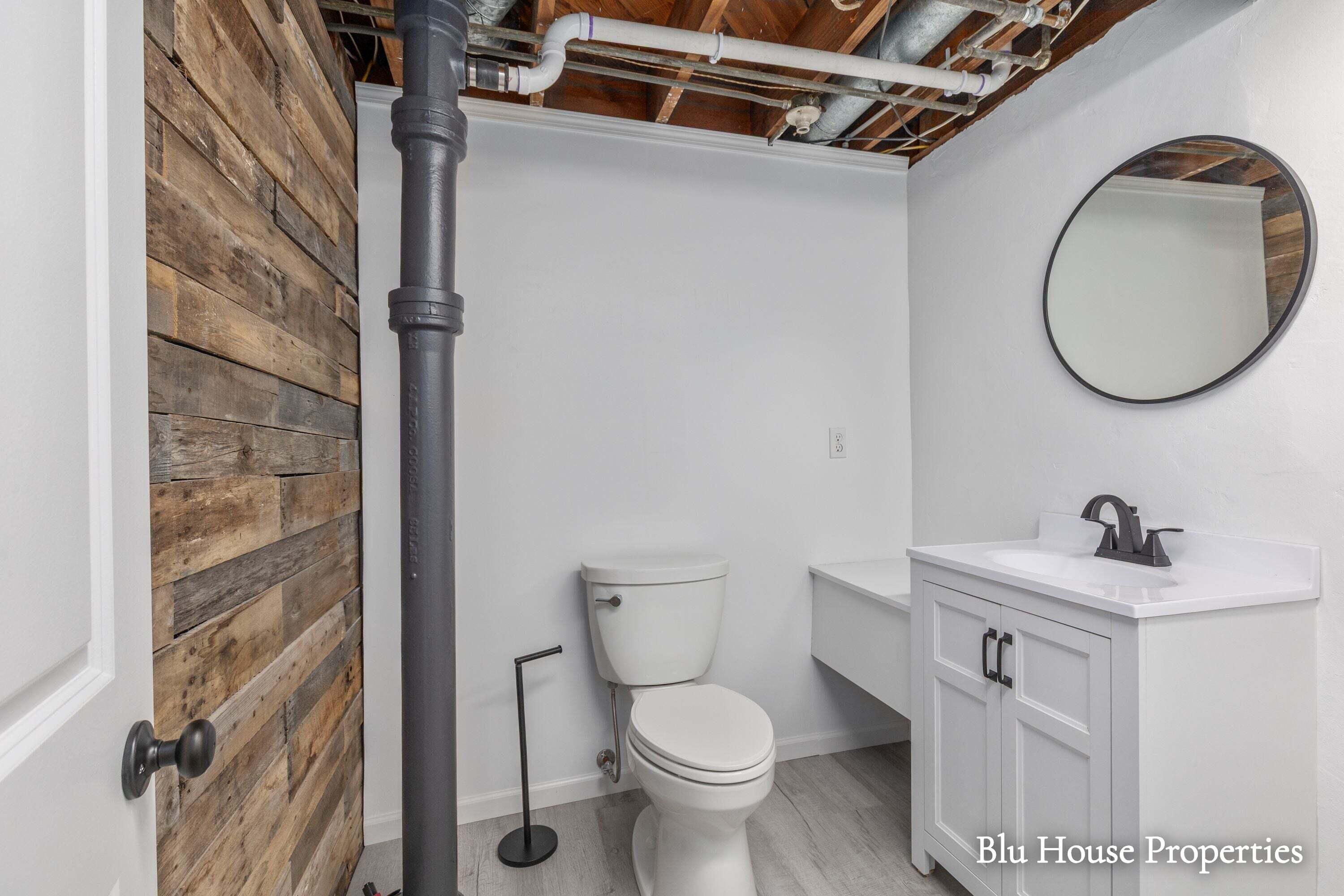 1024 Cadillac Drive SE Grand Rapids MI 49506