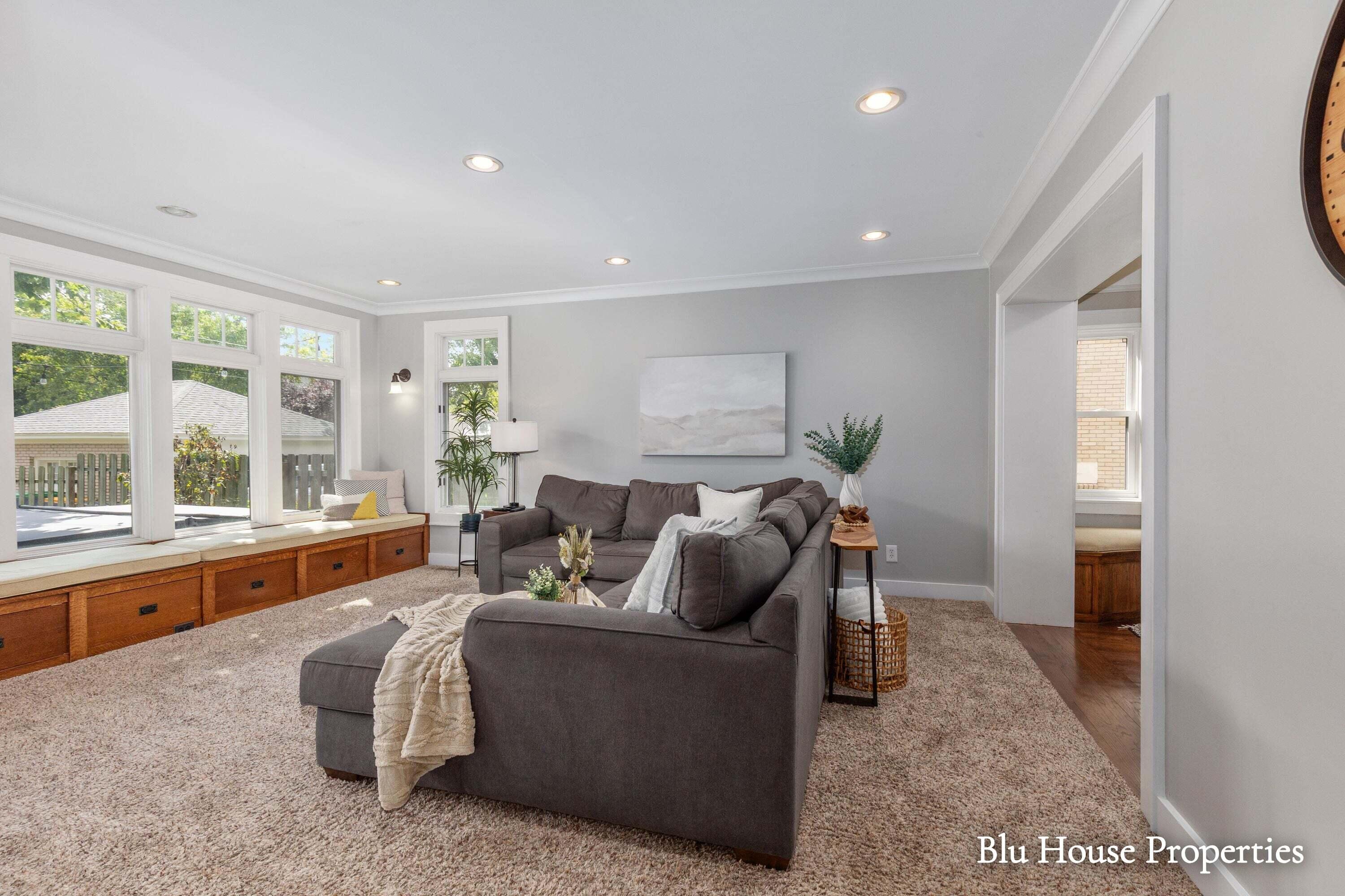 1024 Cadillac Drive SE Grand Rapids MI 49506