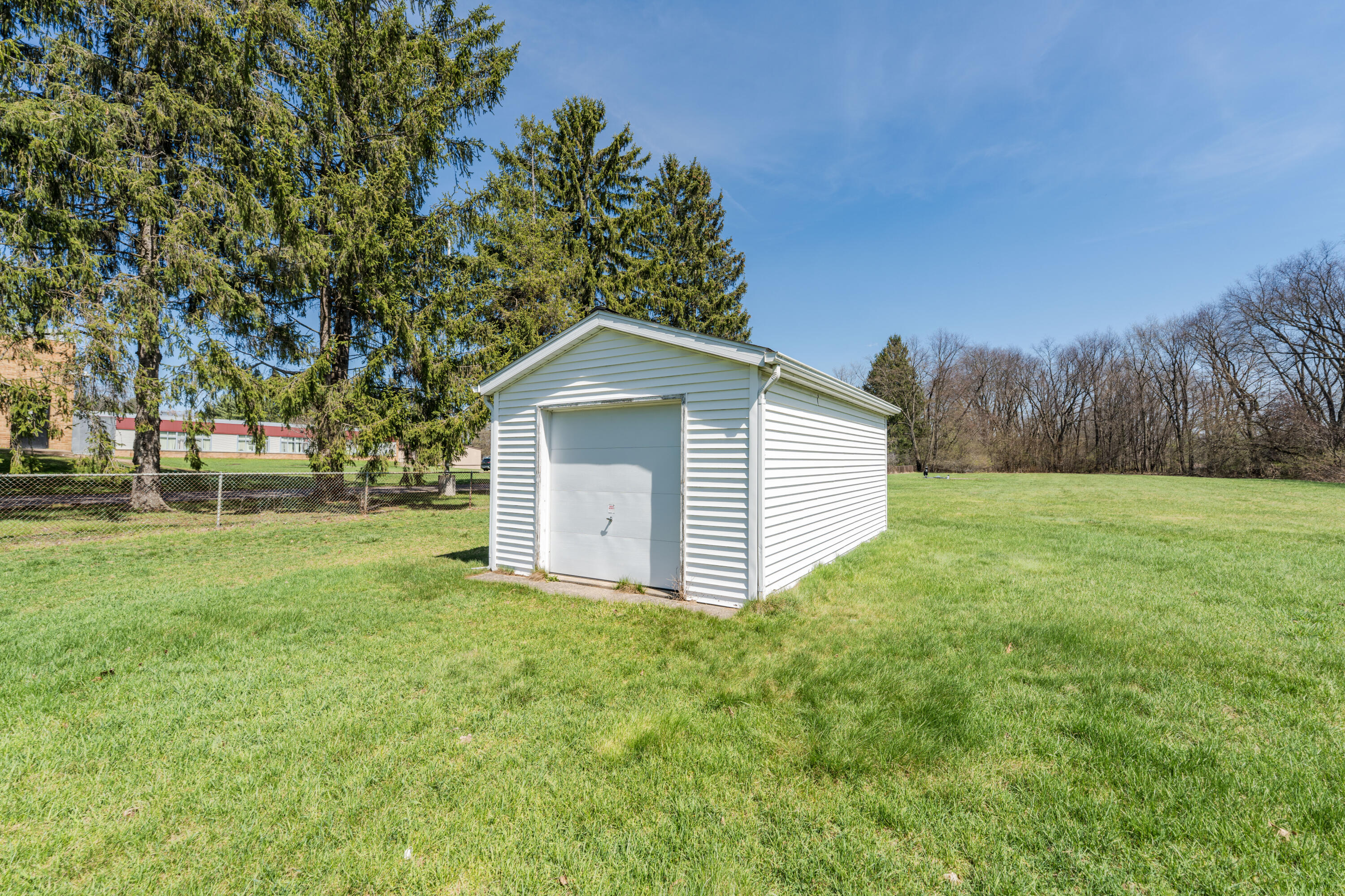 918 Nichols Road Kalamazoo MI 49006
