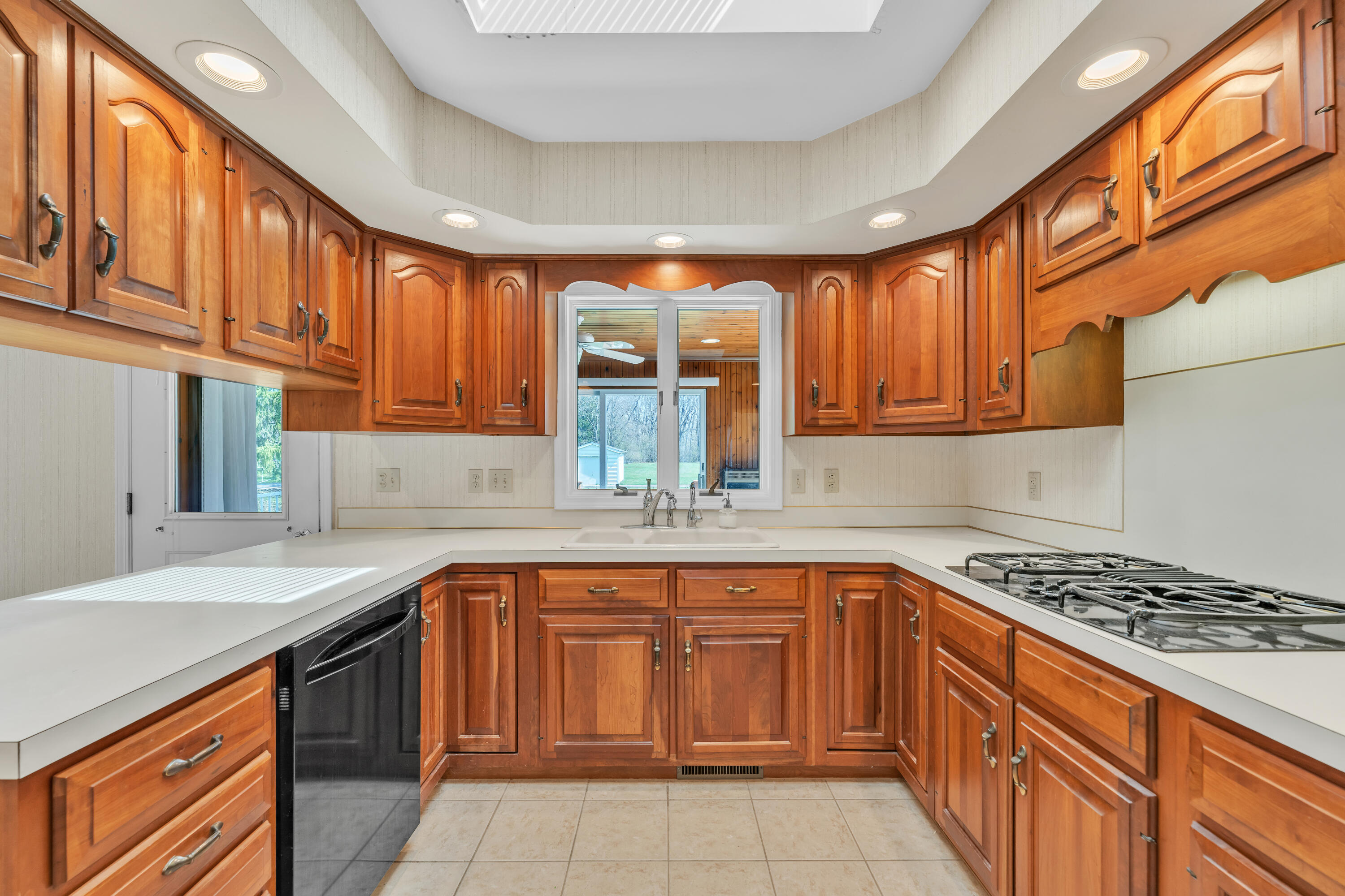 918 Nichols Road Kalamazoo MI 49006