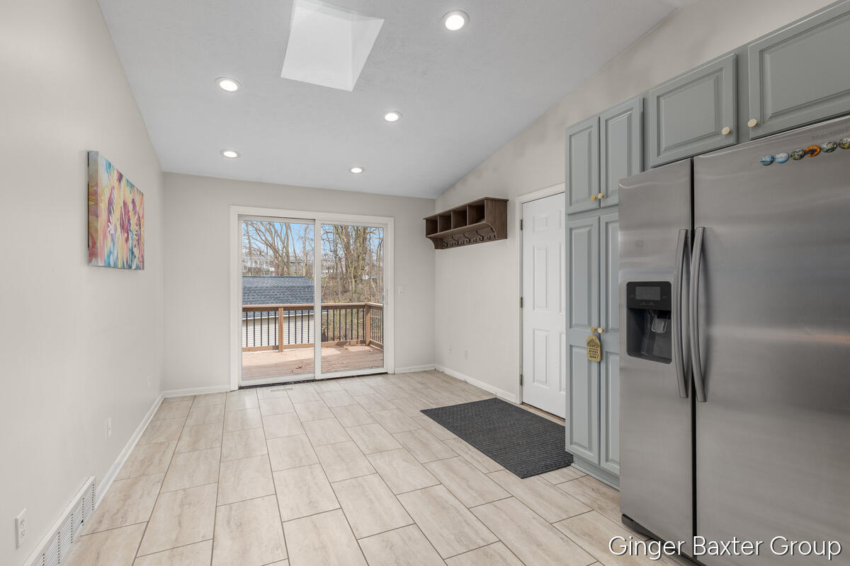 4372 Hunsberger Avenue NE Grand Rapids MI 49525