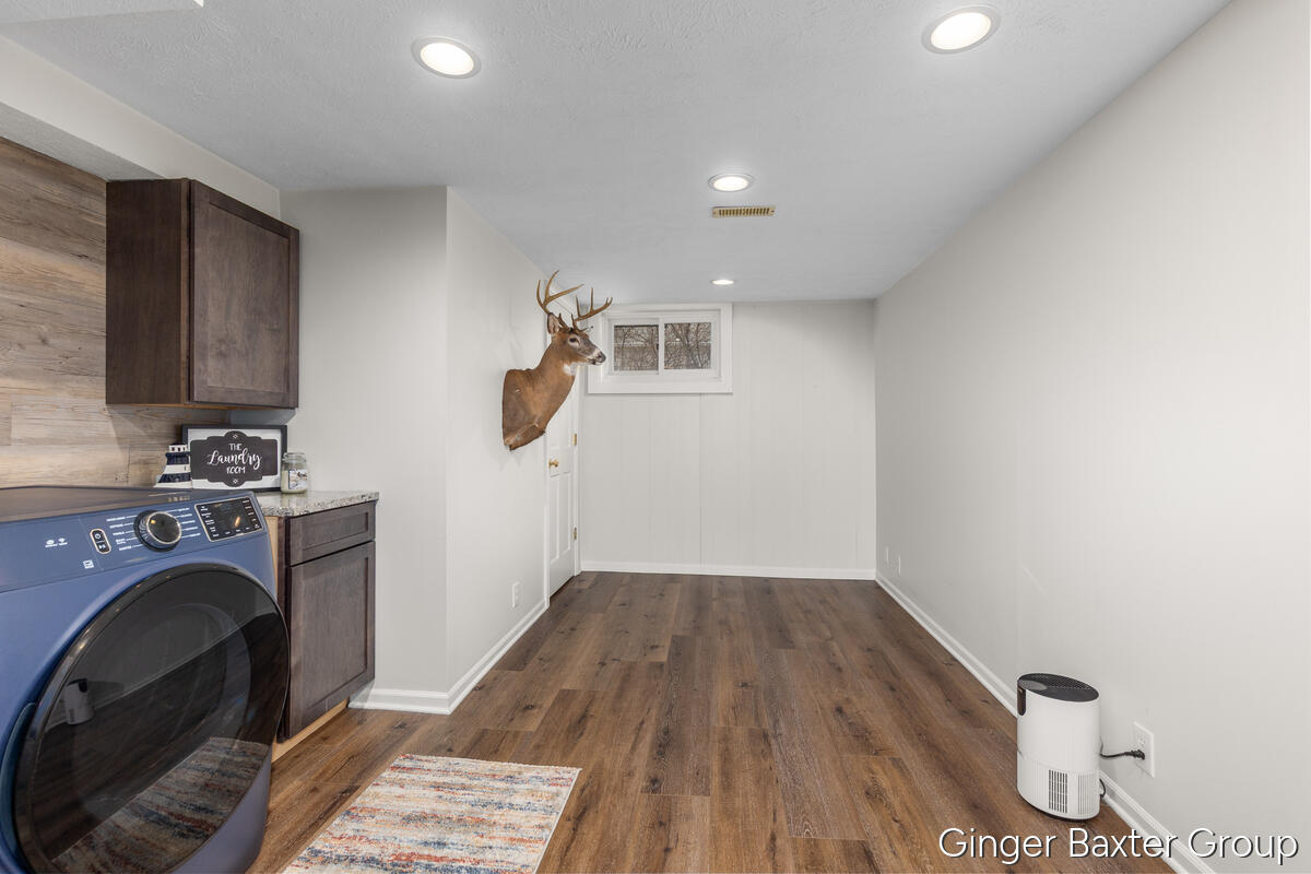 4372 Hunsberger Avenue NE Grand Rapids MI 49525
