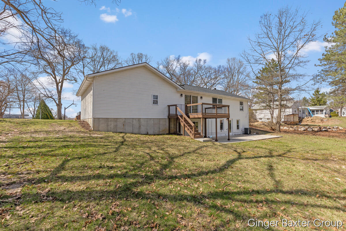 4372 Hunsberger Avenue NE Grand Rapids MI 49525