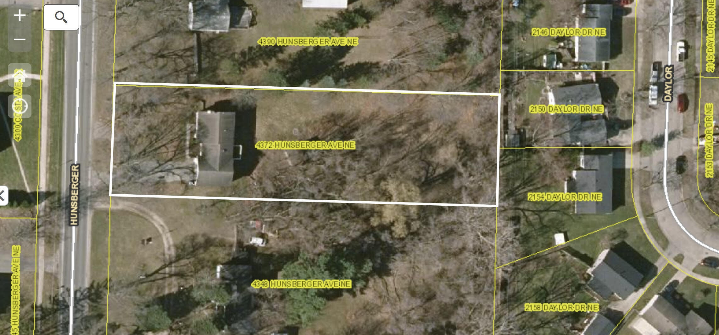 4372 Hunsberger Avenue NE Grand Rapids MI 49525