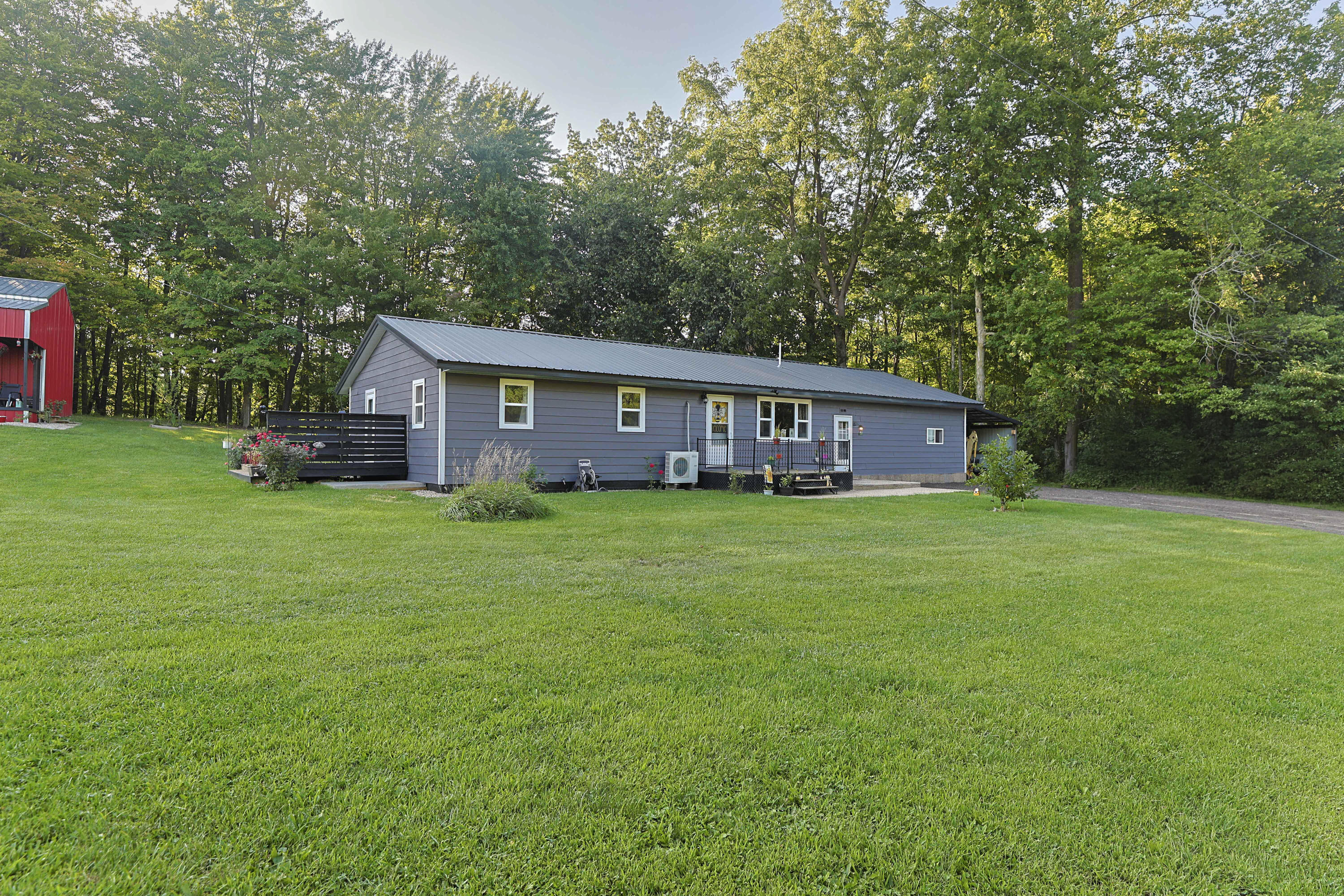 14910 Boyle Lake Road Buchanan MI 49107