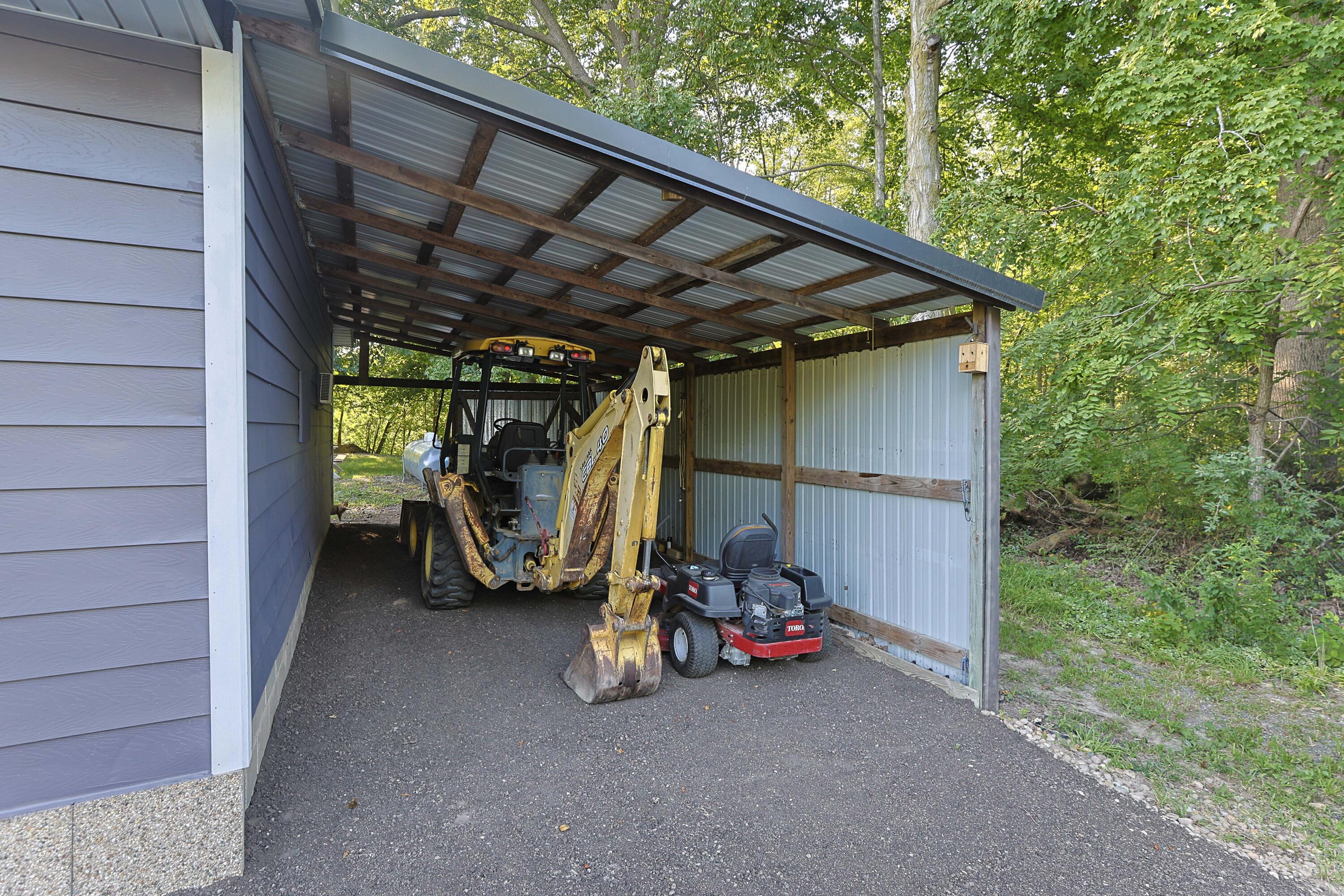 14910 Boyle Lake Road Buchanan MI 49107