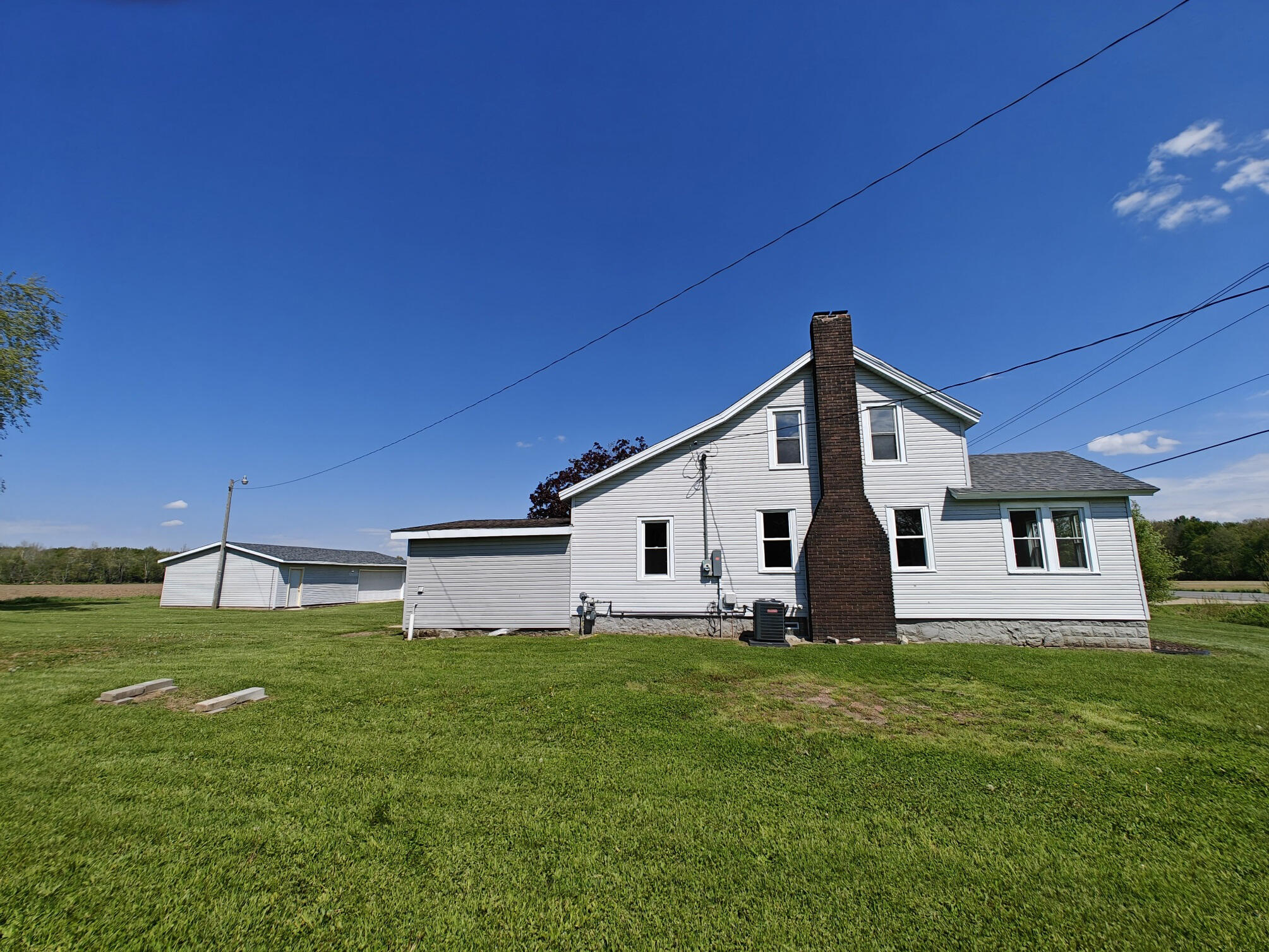 31532 M 62 W Dowagiac MI 49047