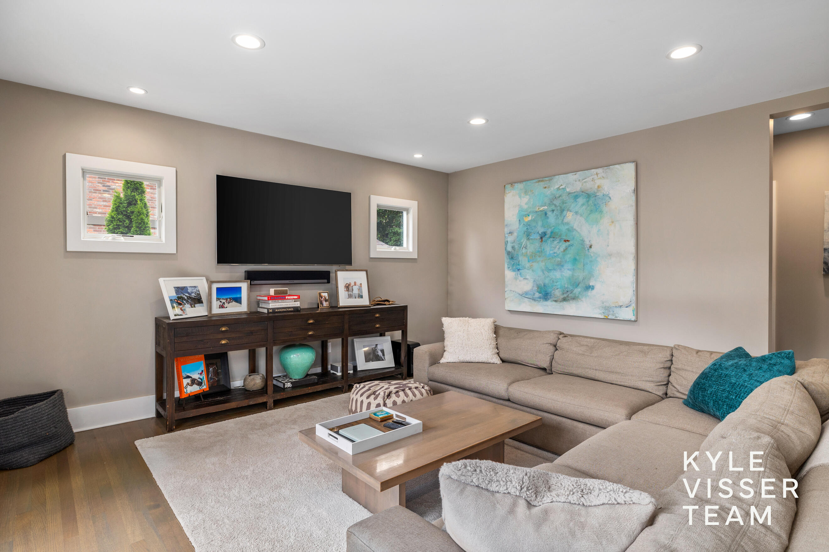 964 Pinecrest Avenue SE East Grand Rapids MI 49506